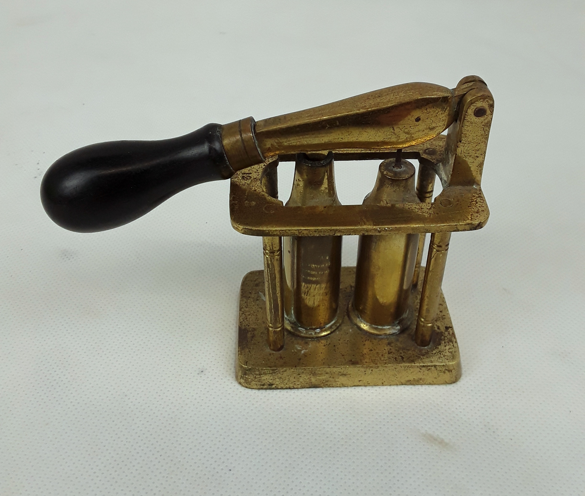 Antique Brass 12 Bore Shotgun Primer Removal Tool - Image 5