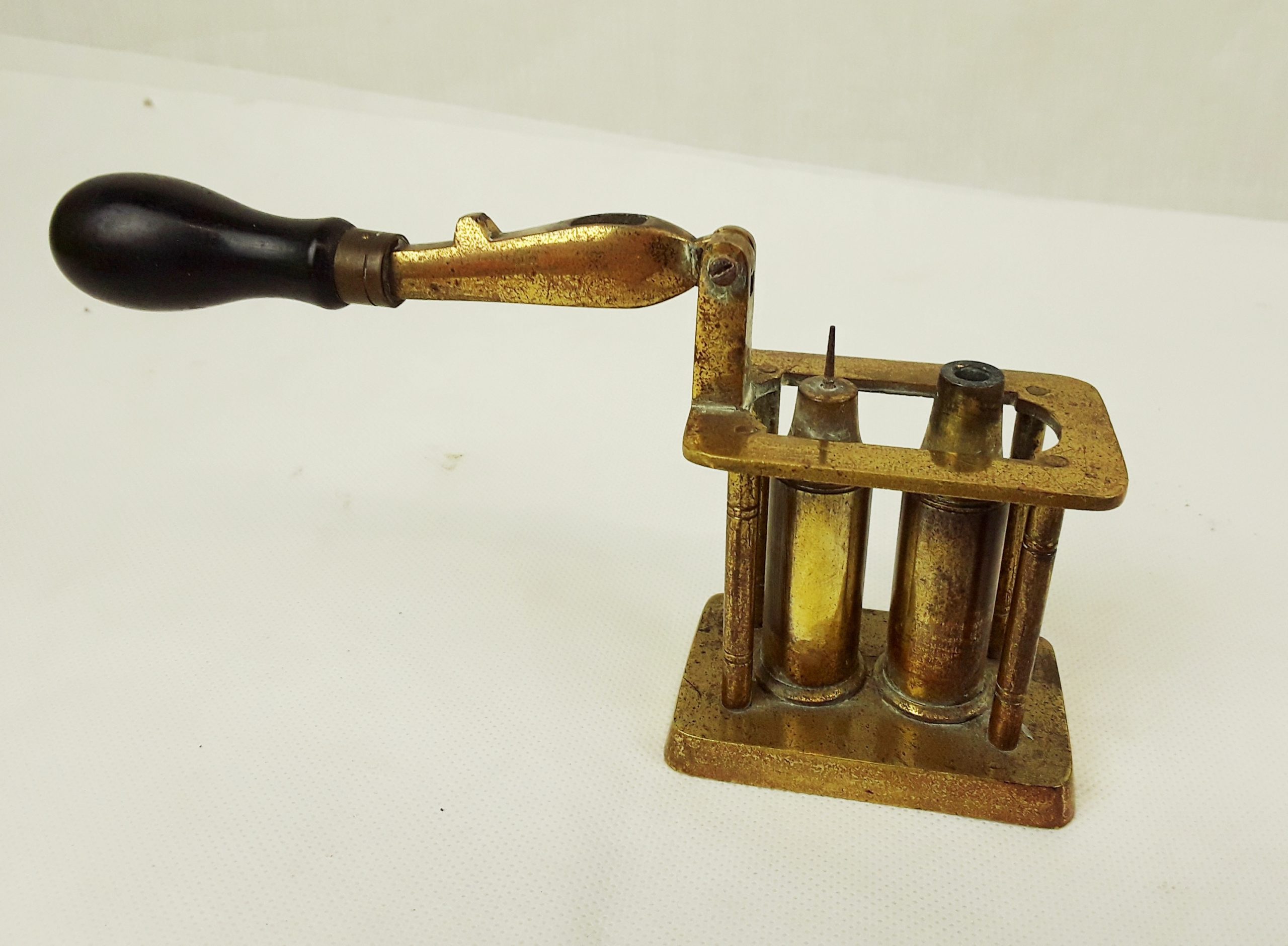 Antique Brass 12 Bore Shotgun Primer Removal Tool - Image 3