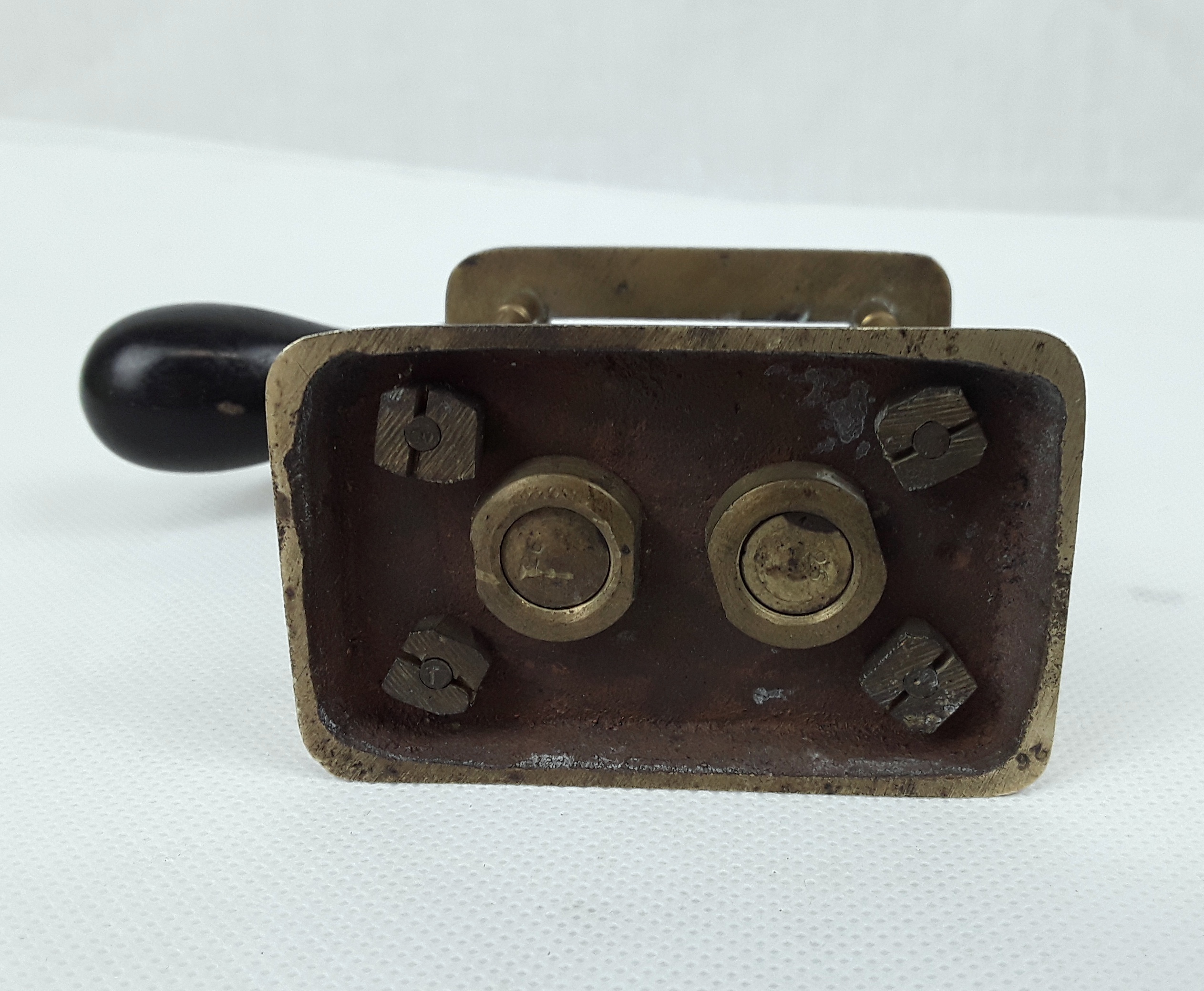 Antique Brass 12 Bore Shotgun Primer Removal Tool - Image 7