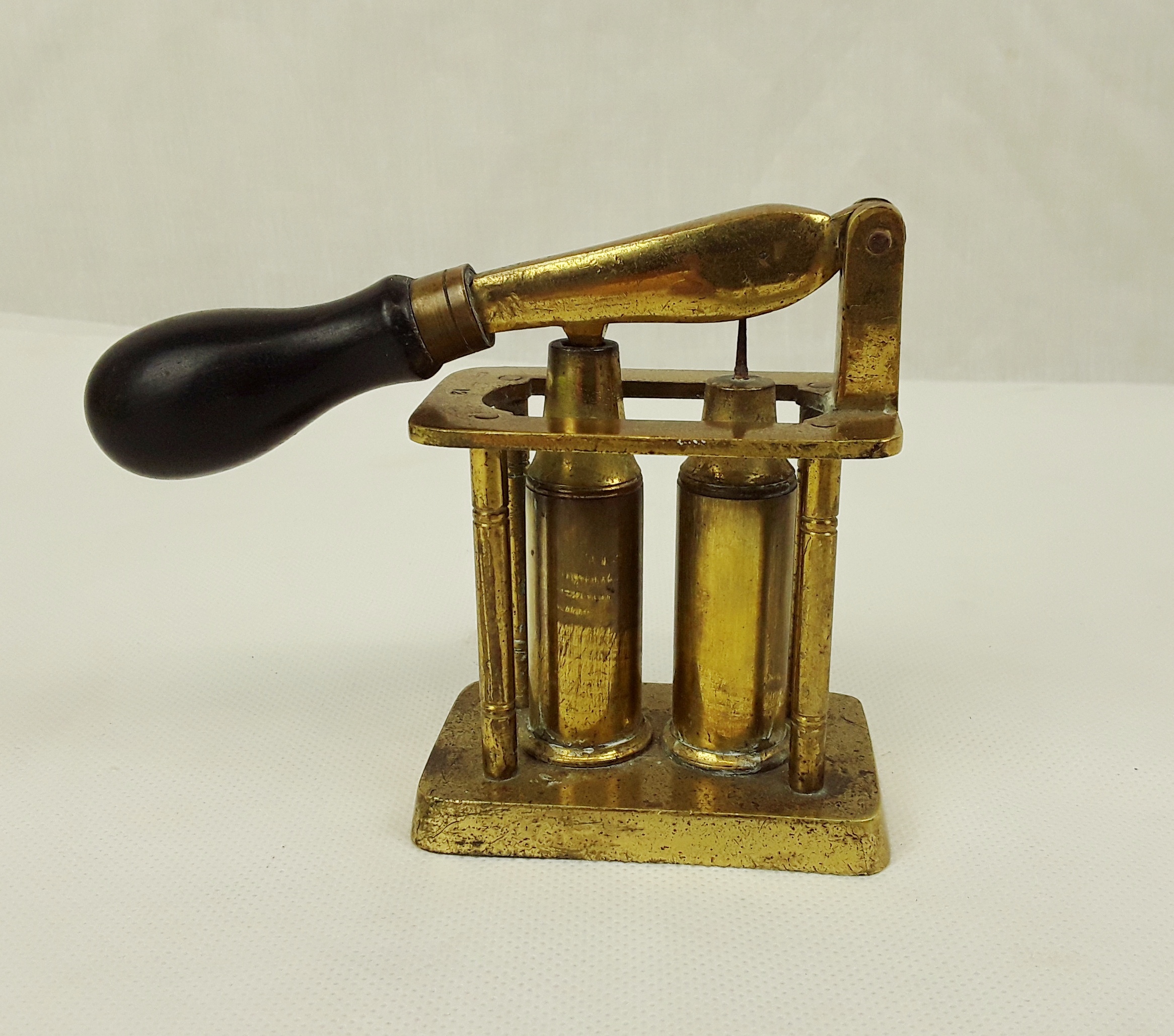 Antique Brass 12 Bore Shotgun Primer Removal Tool - Image 8