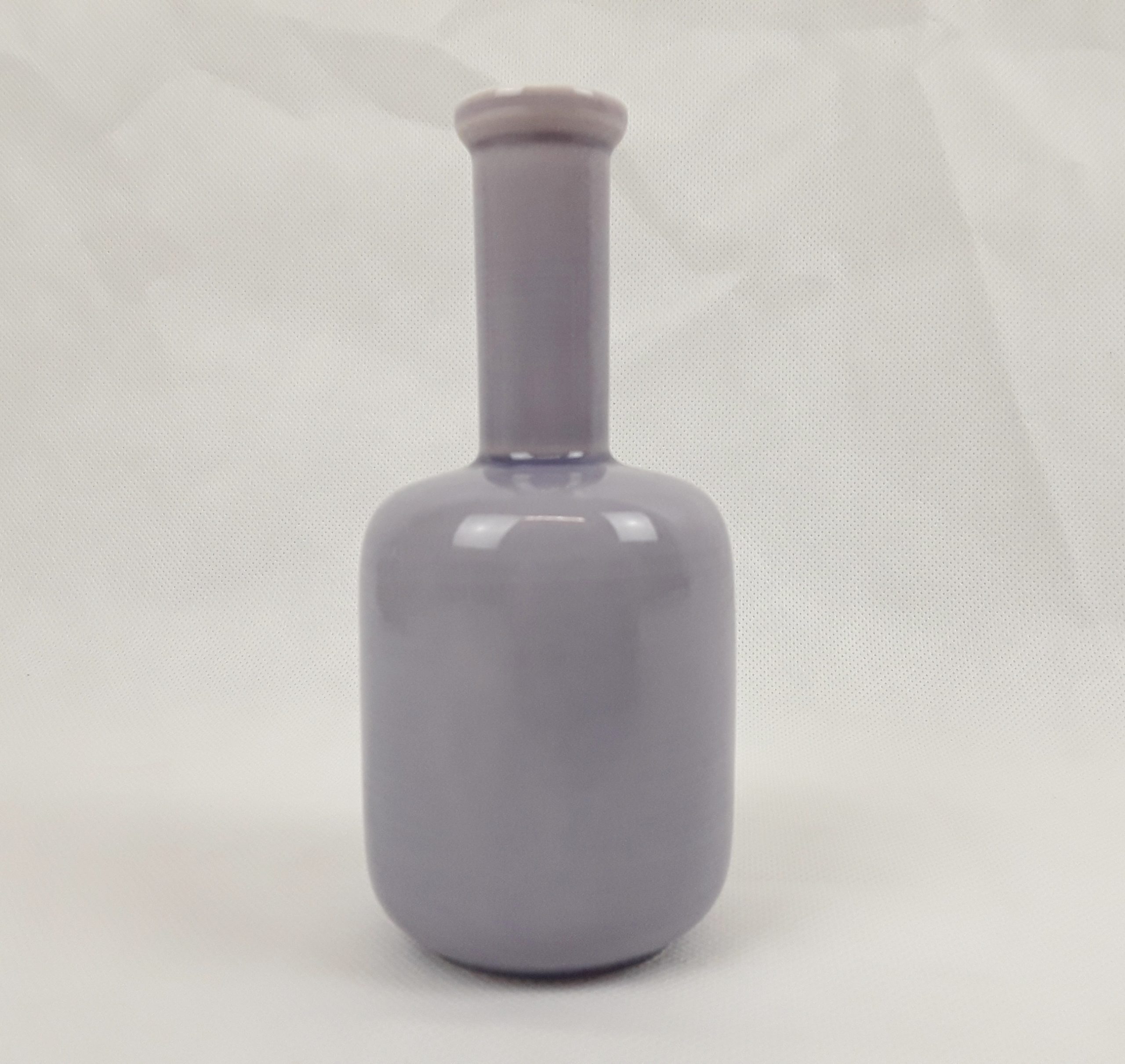 Chinese Bo Jia Middle Kingdom Lilac Vase - Image 3