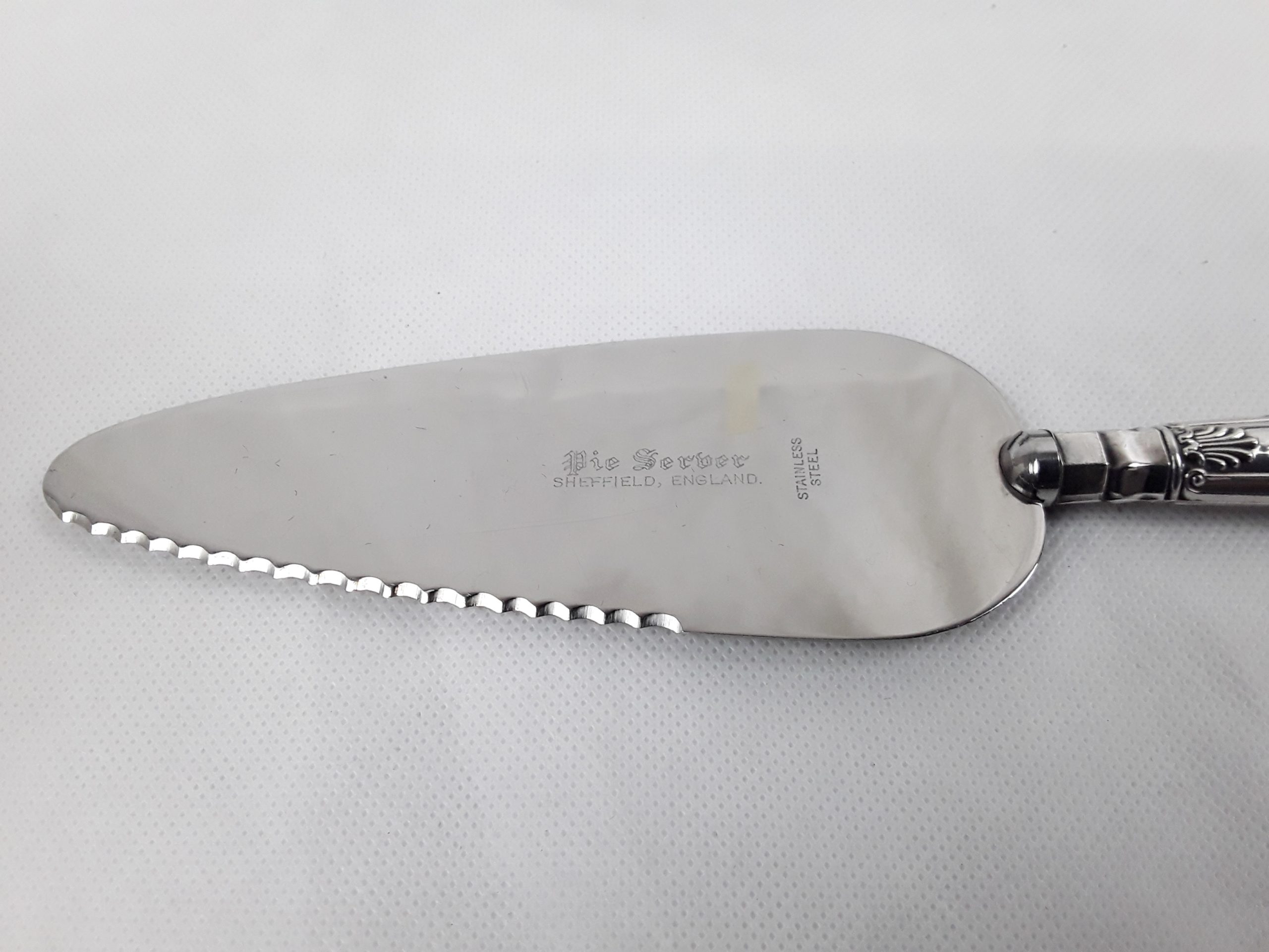 Sheffield 1965 Sterling Silver Handled Cake Slice Server - Image 2