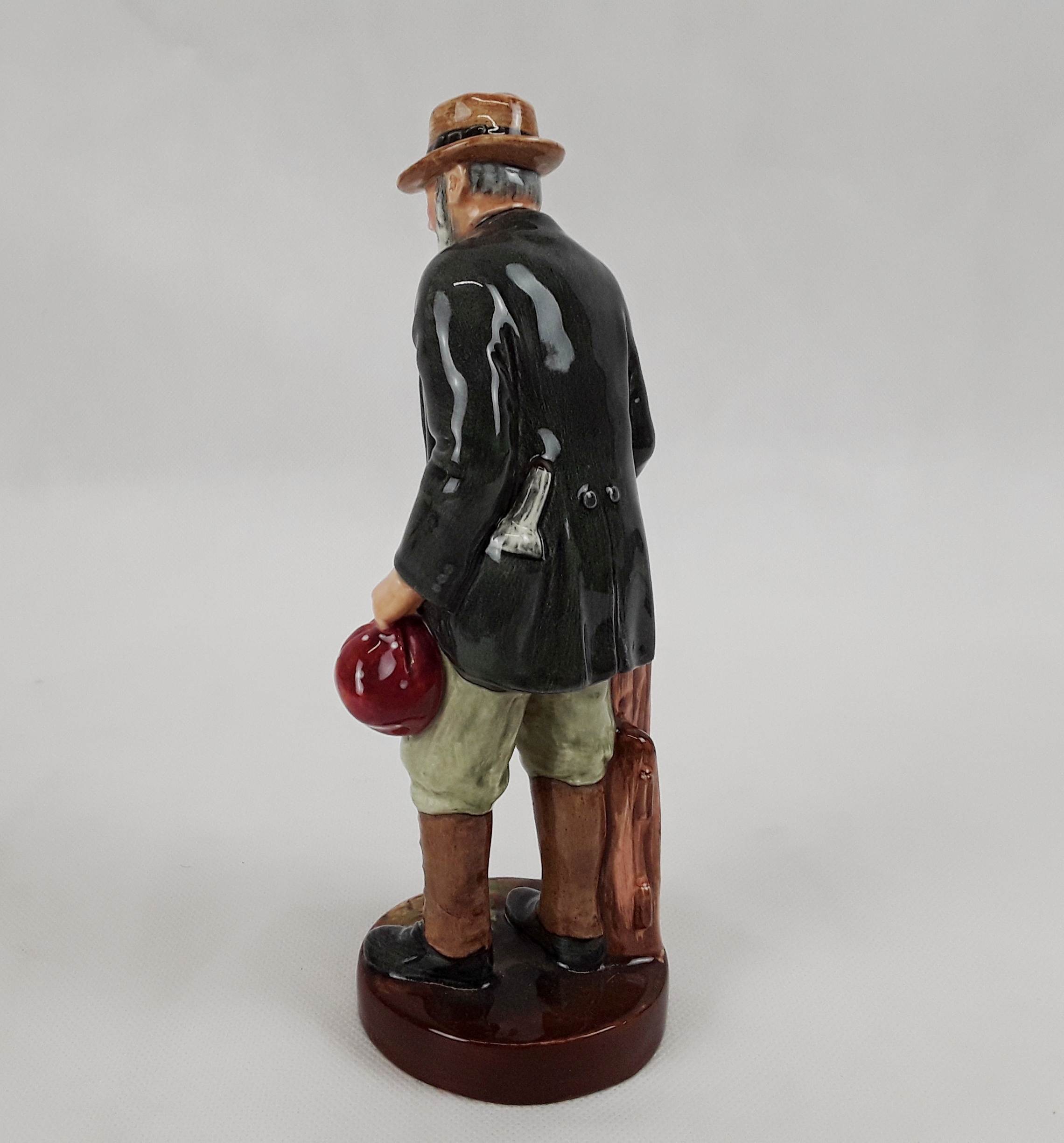 Royal Doulton Figurine The Gaffer HN2053 - Image 3