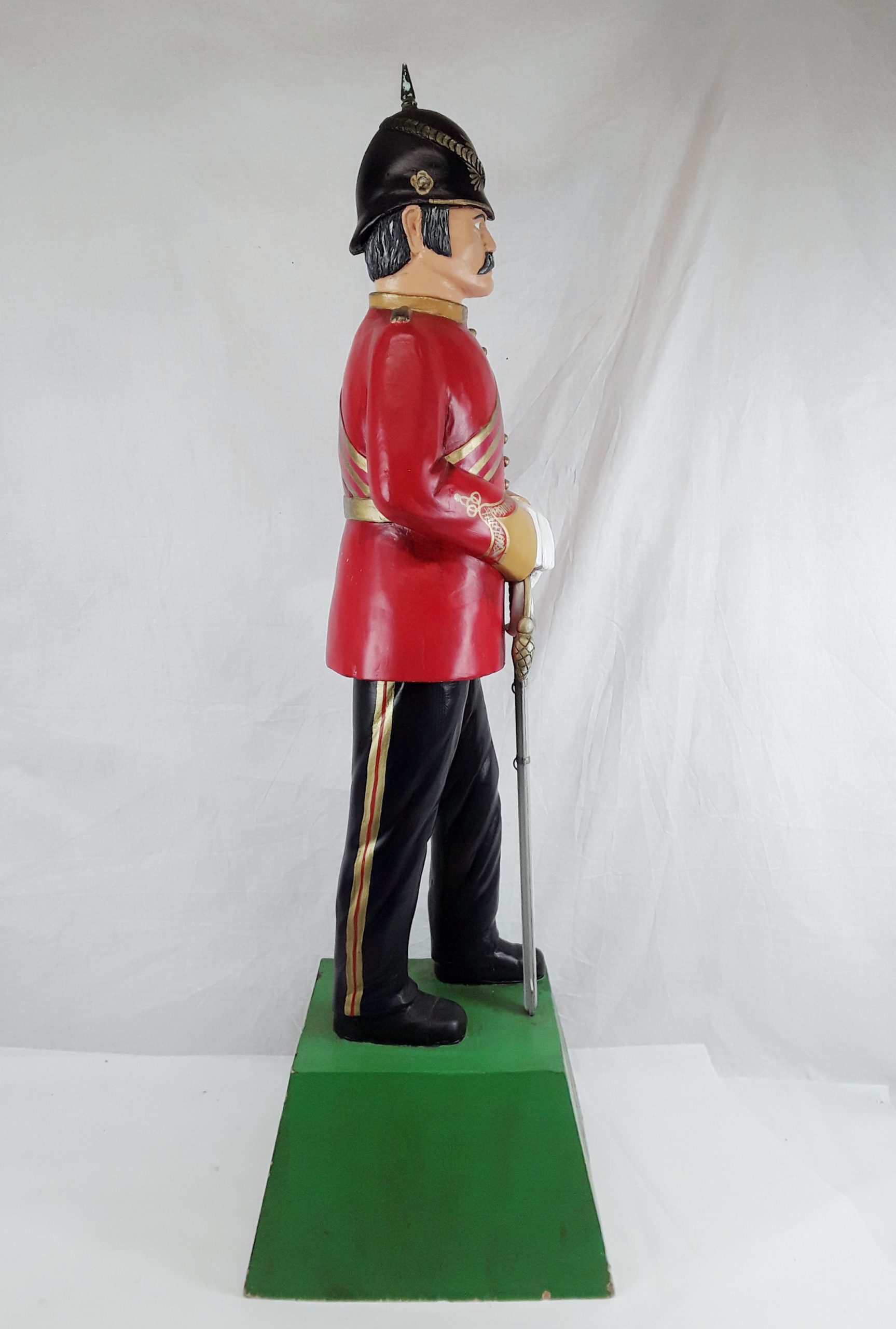 Hand Carved Statue Of A Victorian British Officer - The Buffs - Image 11