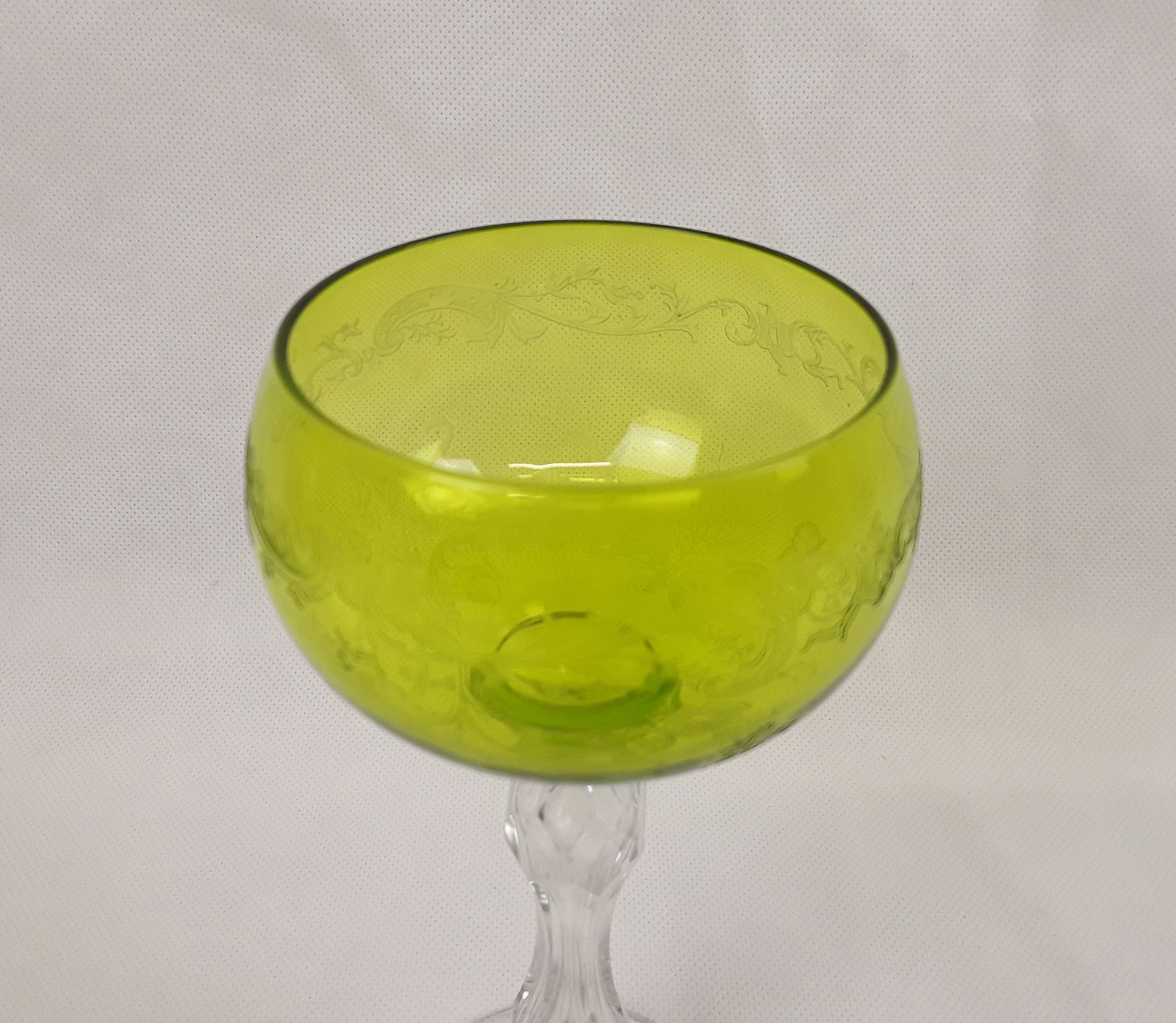 Saint Louis Green Mikado Pattern Wine Glass - Image 3