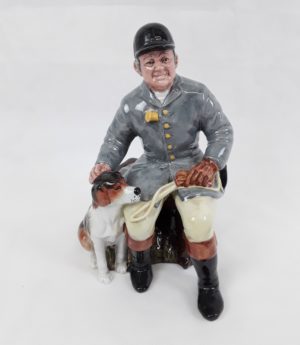 Royal Doulton The Huntsman HN 2492 Figurine