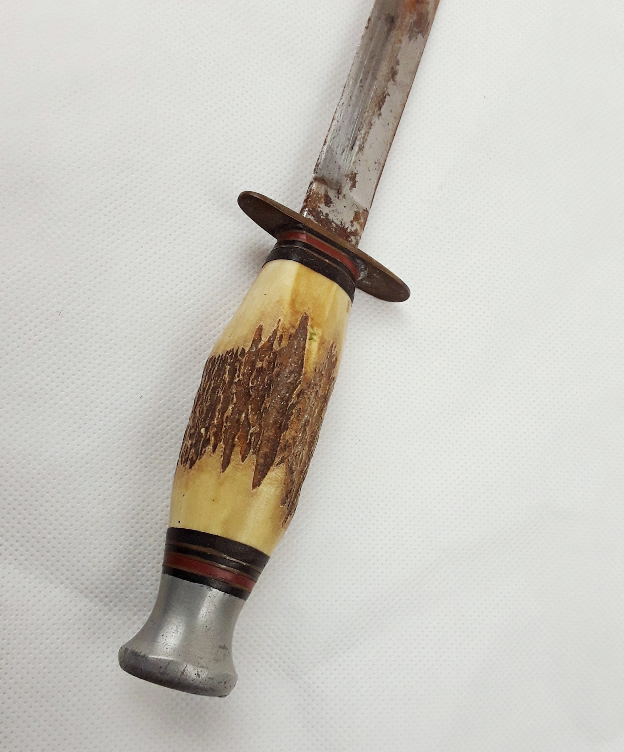 Staghorn Hunting Knife With Leather Scabbard - Image 5