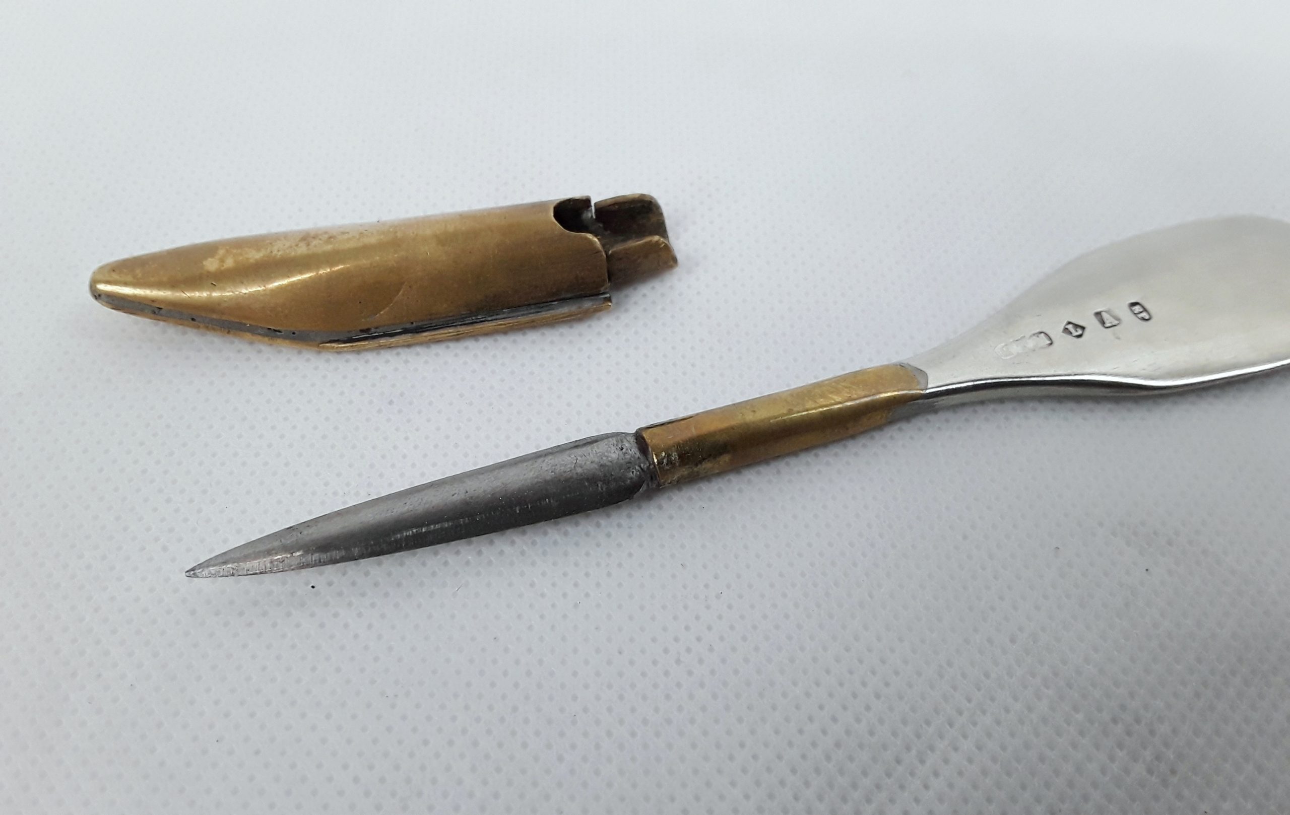 WW2 SOE Or Commando Punch Dagger And Scabbard - Image 7