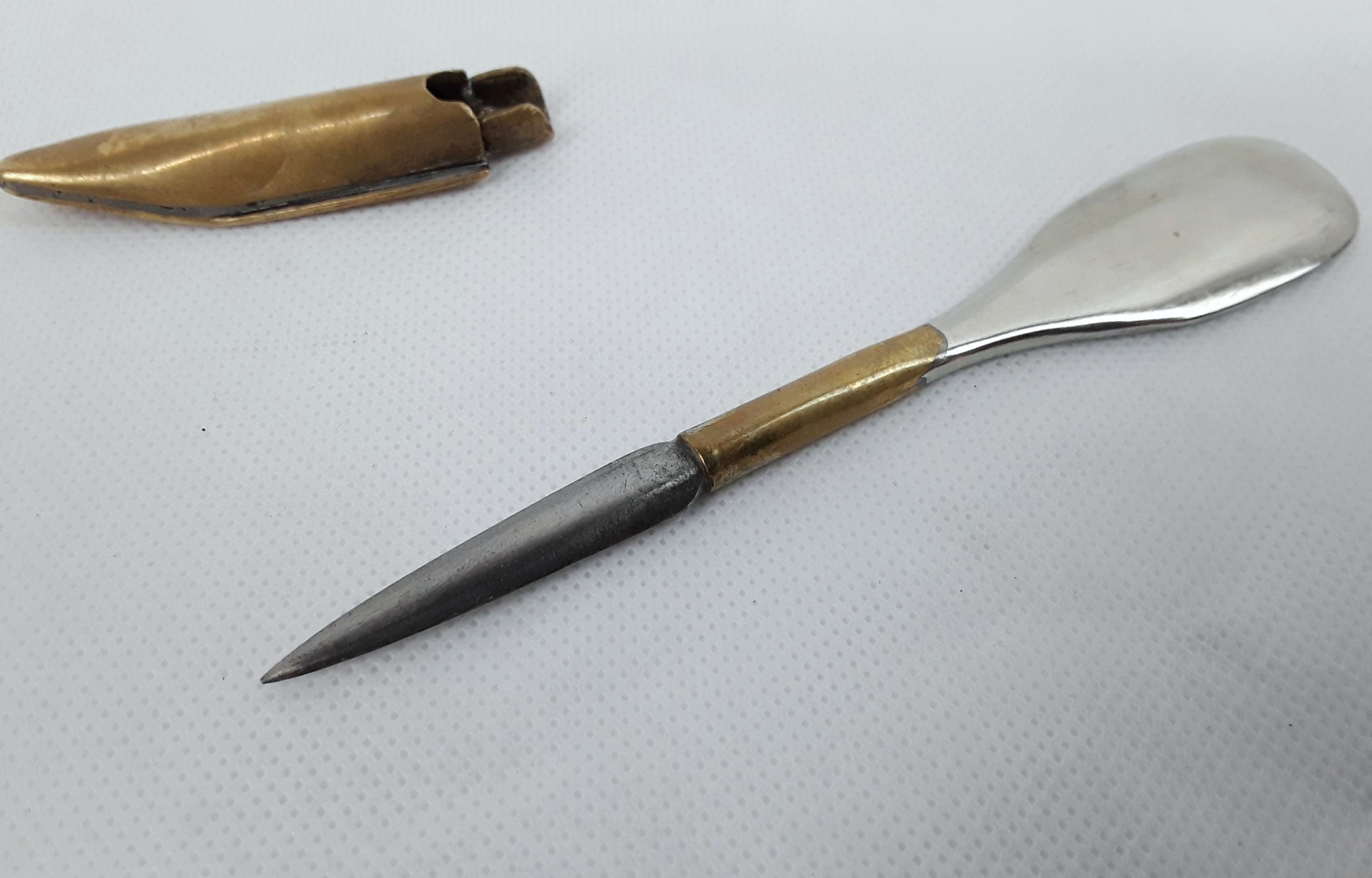 WW2 SOE Or Commando Punch Dagger And Scabbard - Image 4