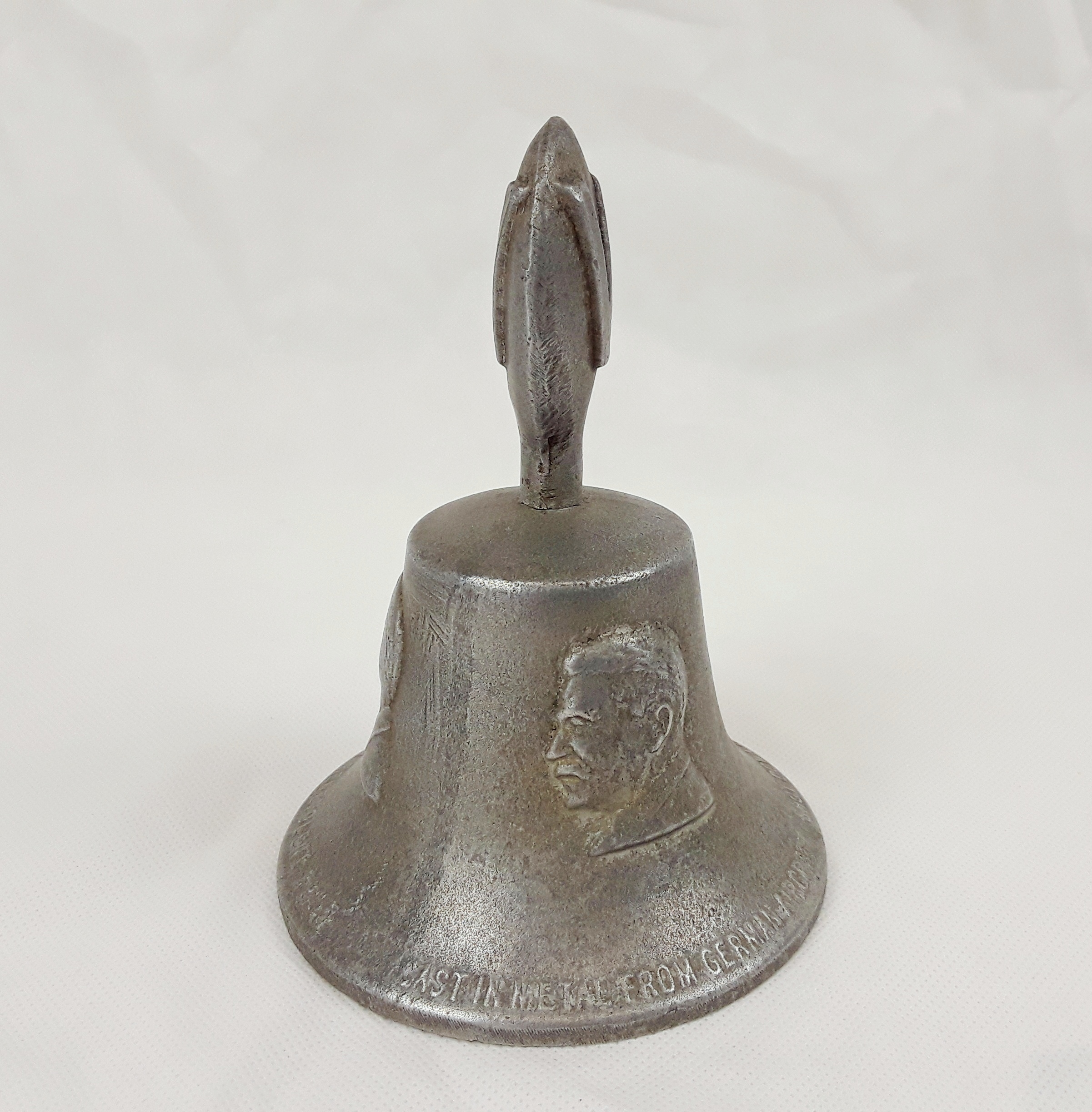 WW2 Victory Bell Made From The Metal Of Shot Down German Luftwaffe Aircraft - Image 4