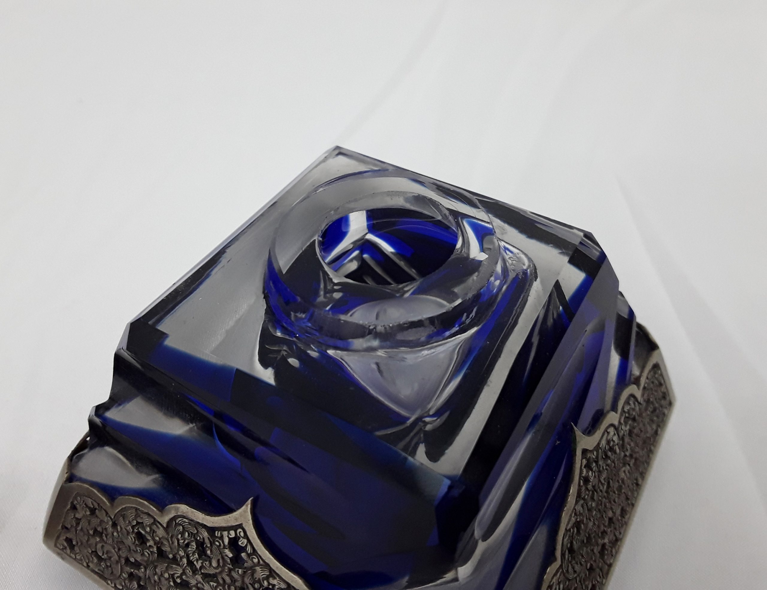 Early 20th Century Persian Blue Glass And White Metal Inkwell - Image 7