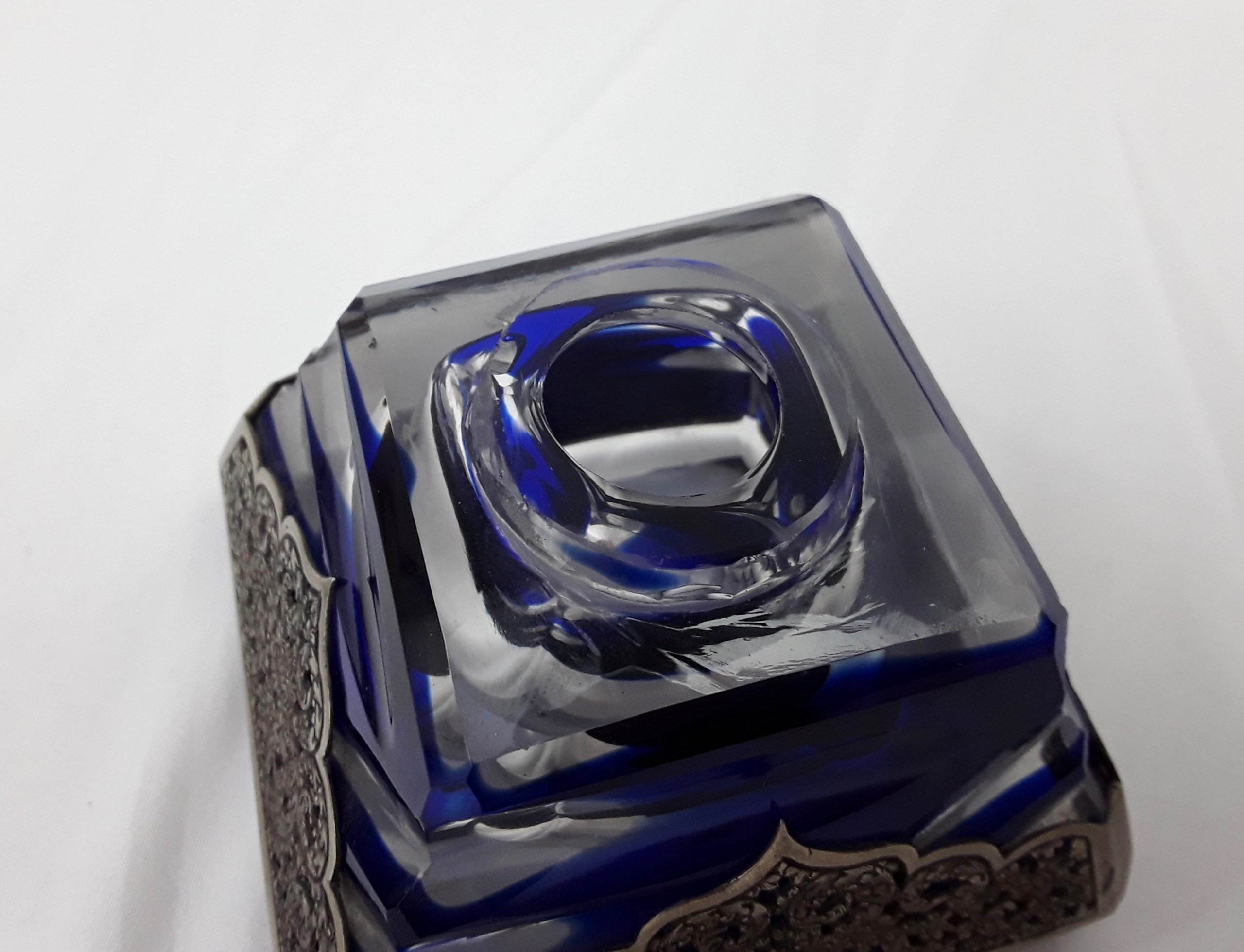 Early 20th Century Persian Blue Glass And White Metal Inkwell - Image 4