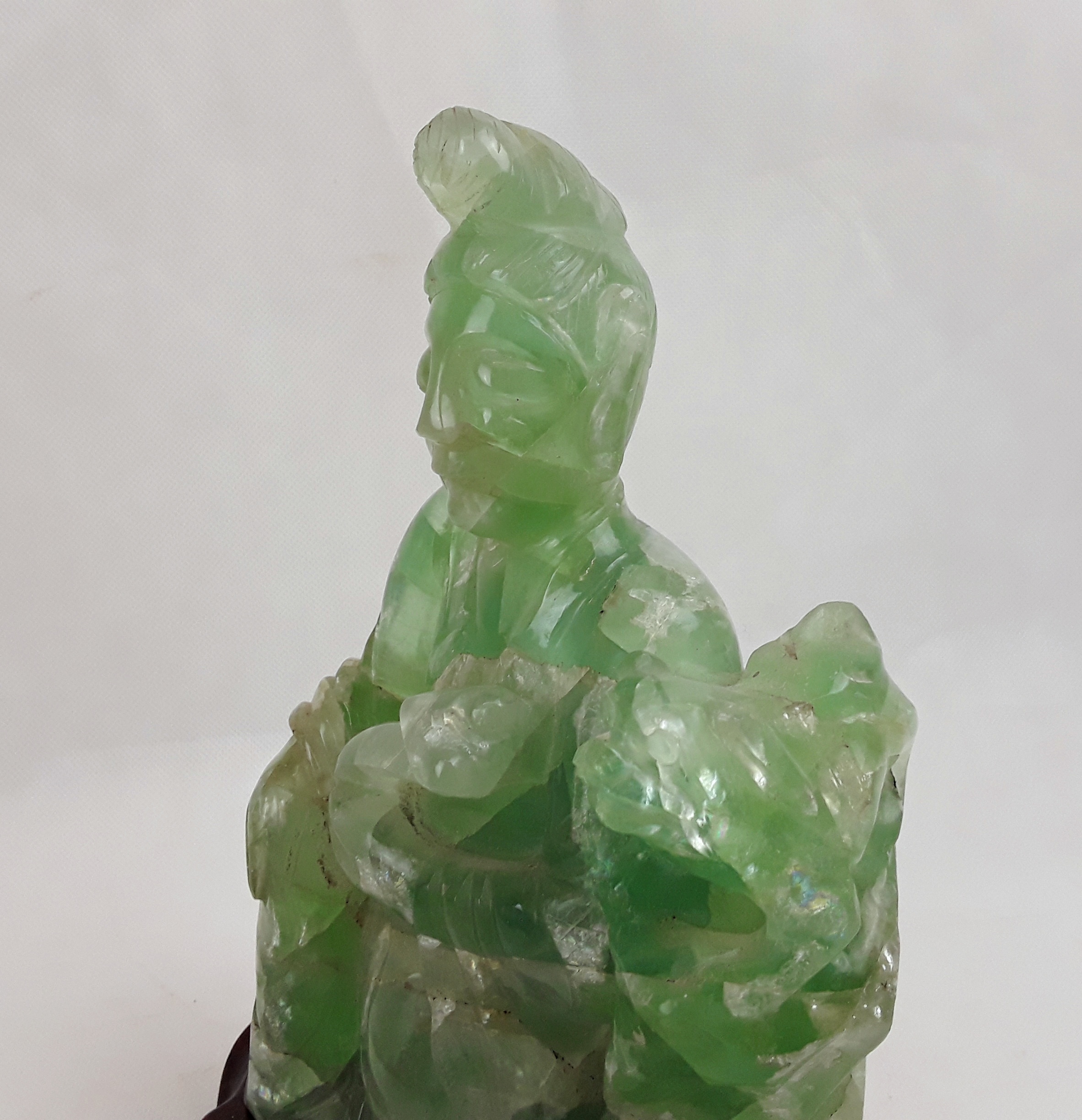 19th Century Chinese Qing Dynasty Fluorite Figure of Guanyin - Image 3