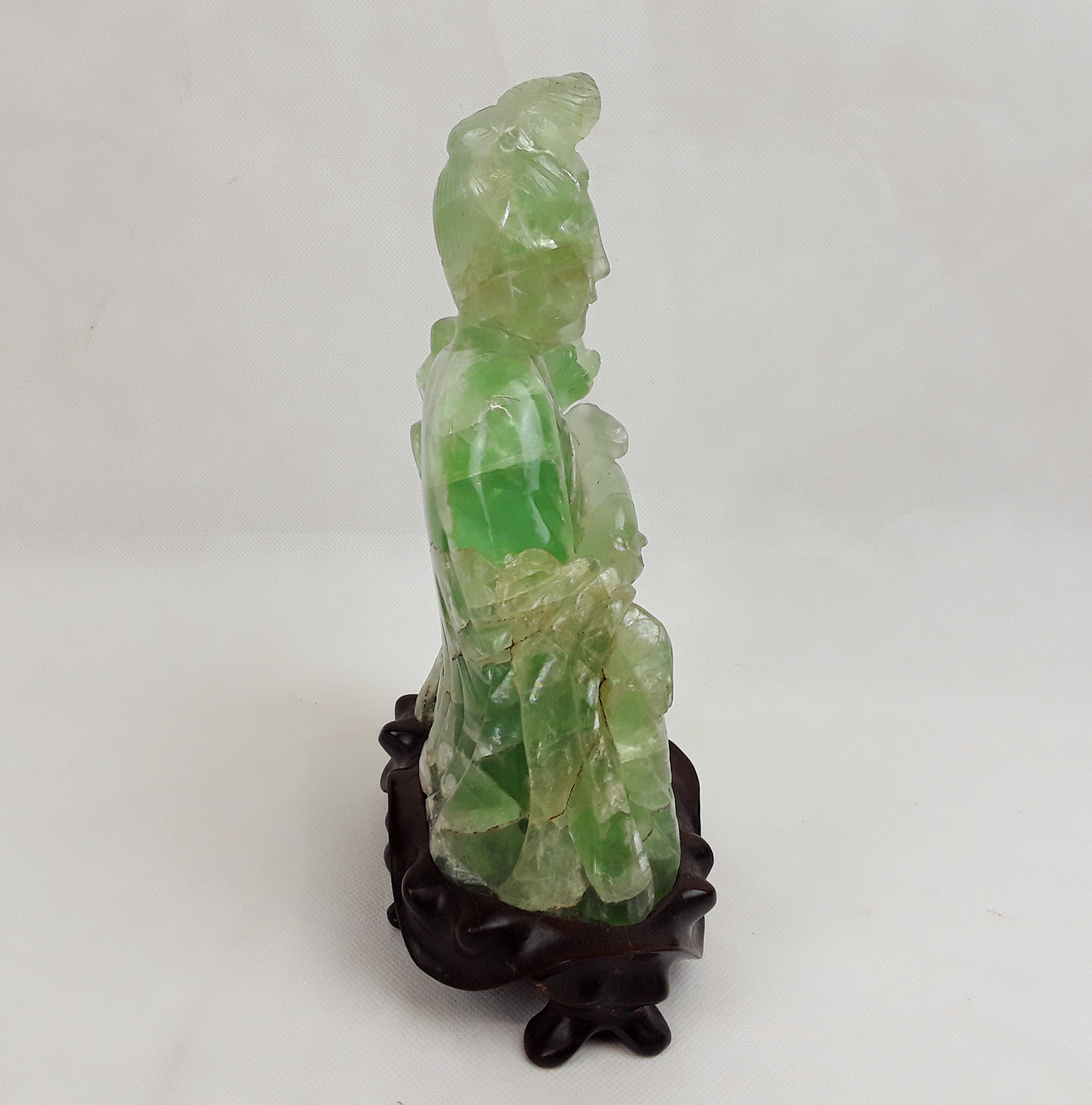 19th Century Chinese Qing Dynasty Fluorite Figure of Guanyin - Image 8