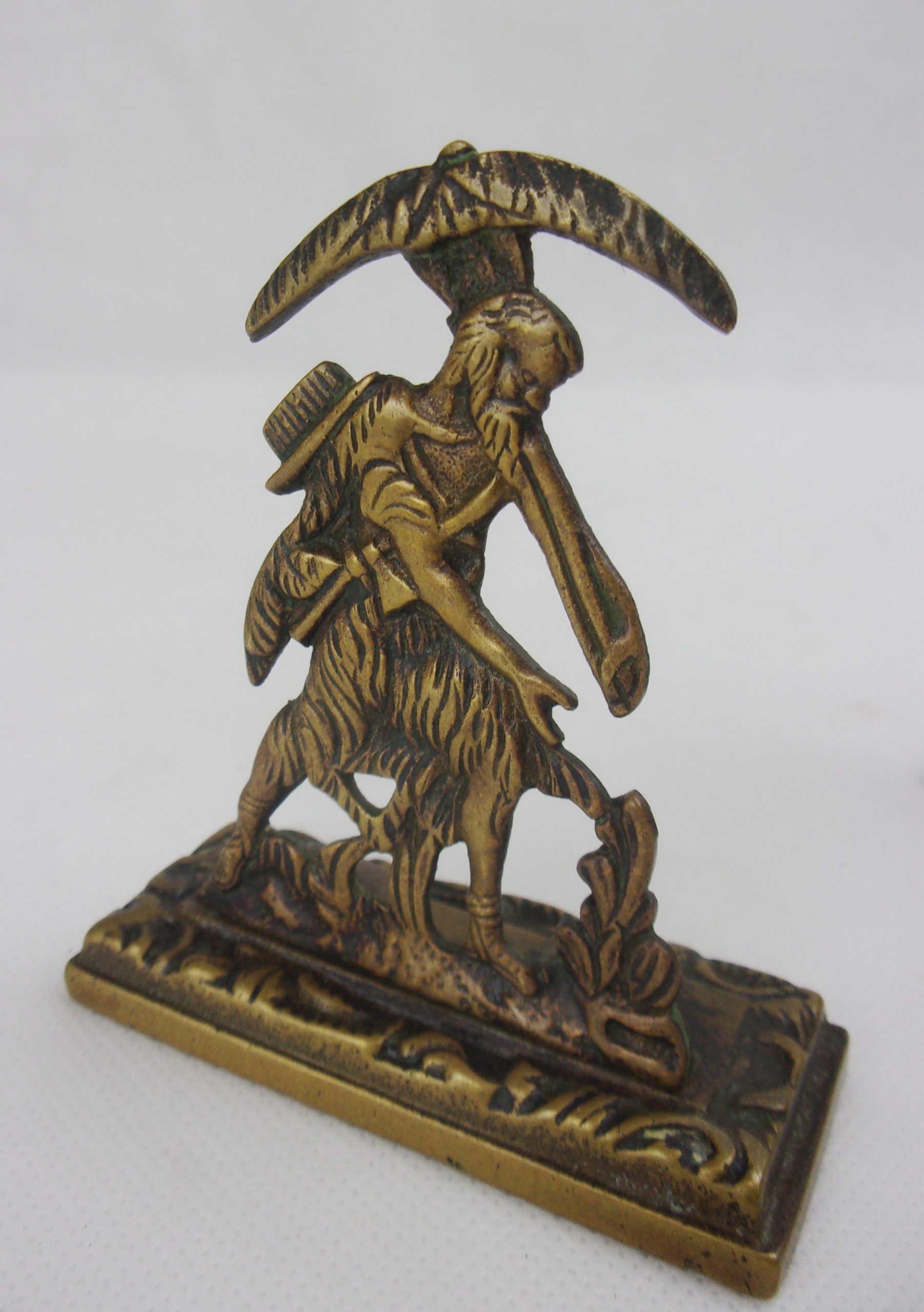 Pair of Victorian Brass Robinson Crusoe Mantle Figures - Image 5