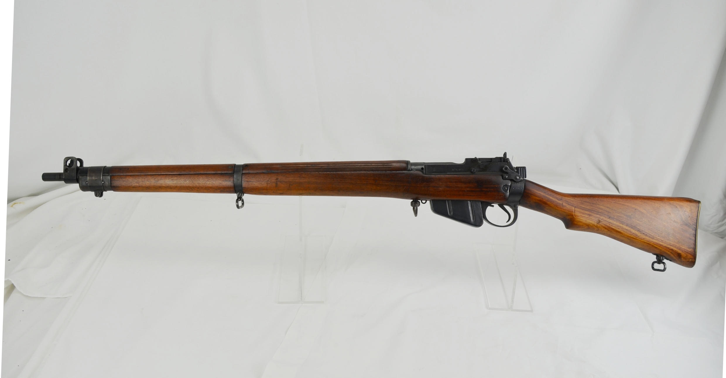 WW2 Period Lee-Enfield Rifle No.4 MK1 - Image 10