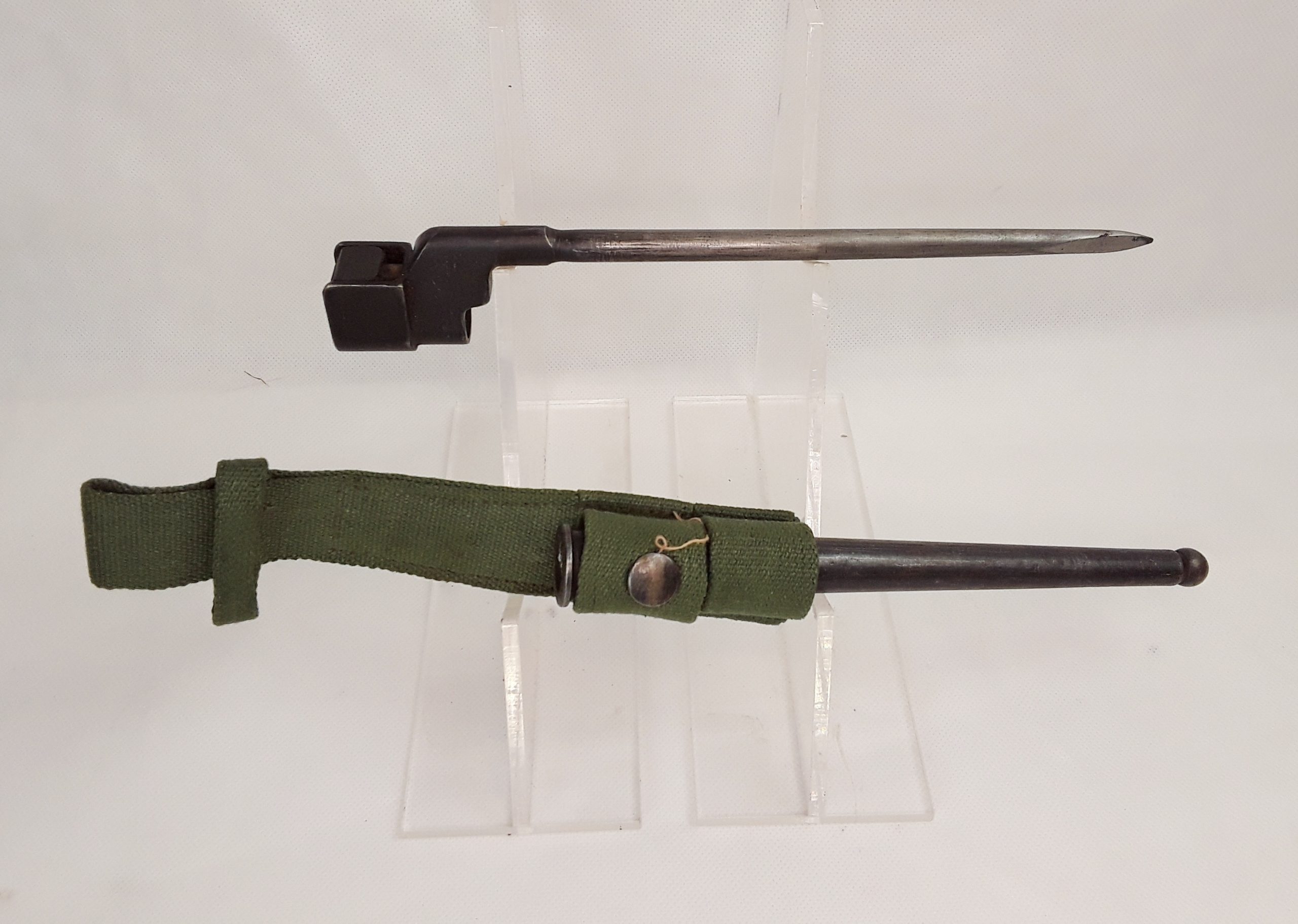 No 4 Lee Enfield No 4 Mk 2 Spike Bayonet, Scabbard And Its Webbing - Image 9