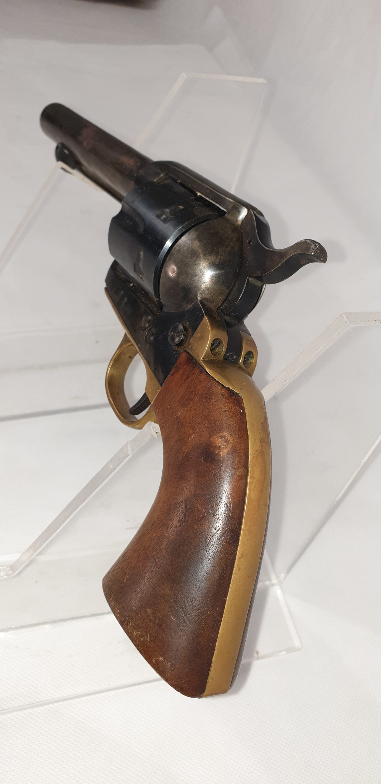 Replica Umarex of a Colt Revolver - Image 3