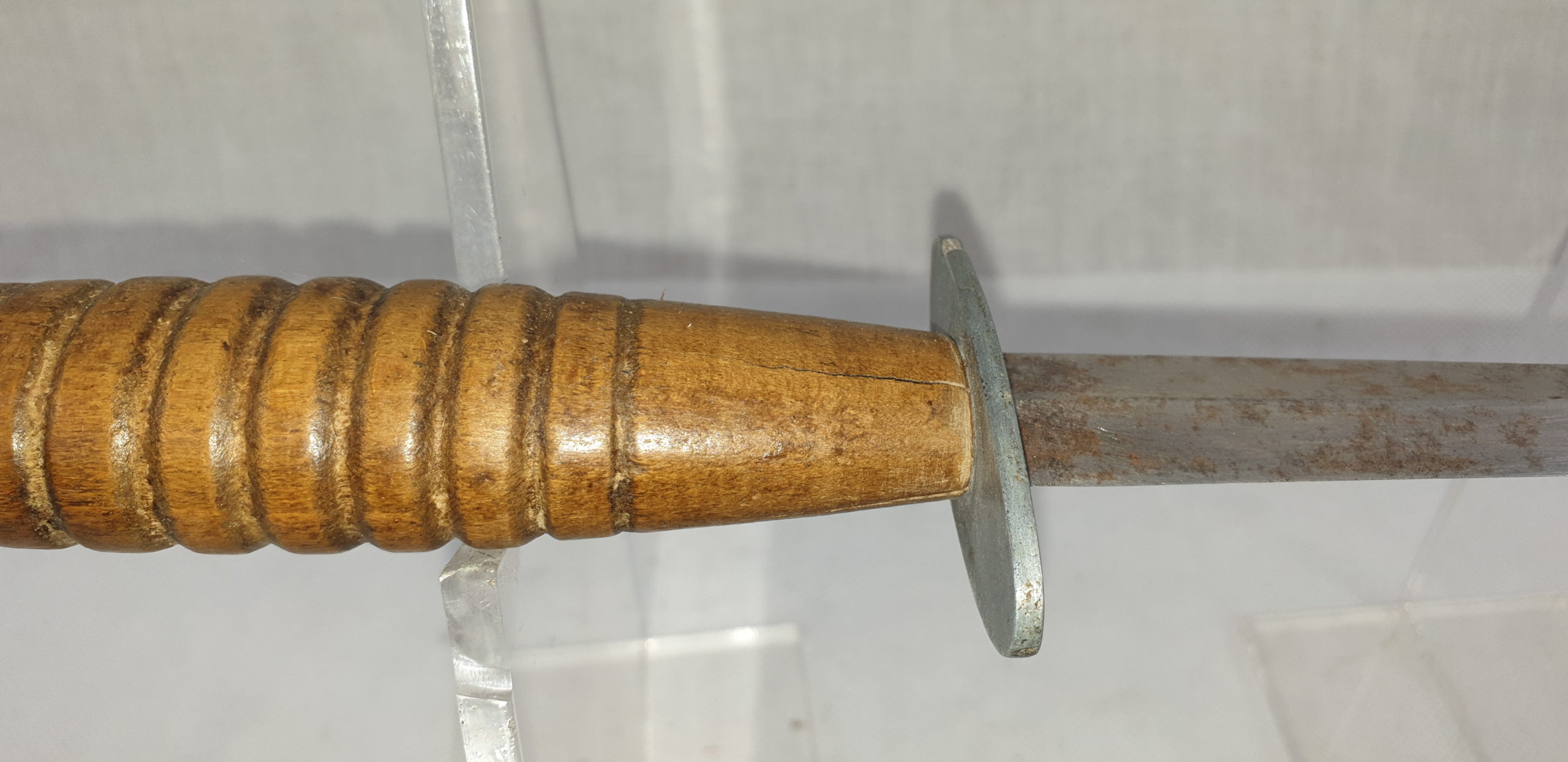 Very Rare WW2 Aircrew Wooden Handle Commando Dagger - Image 13