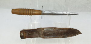 Very Rare WW2 Aircrew Wooden Handle Commando Dagger