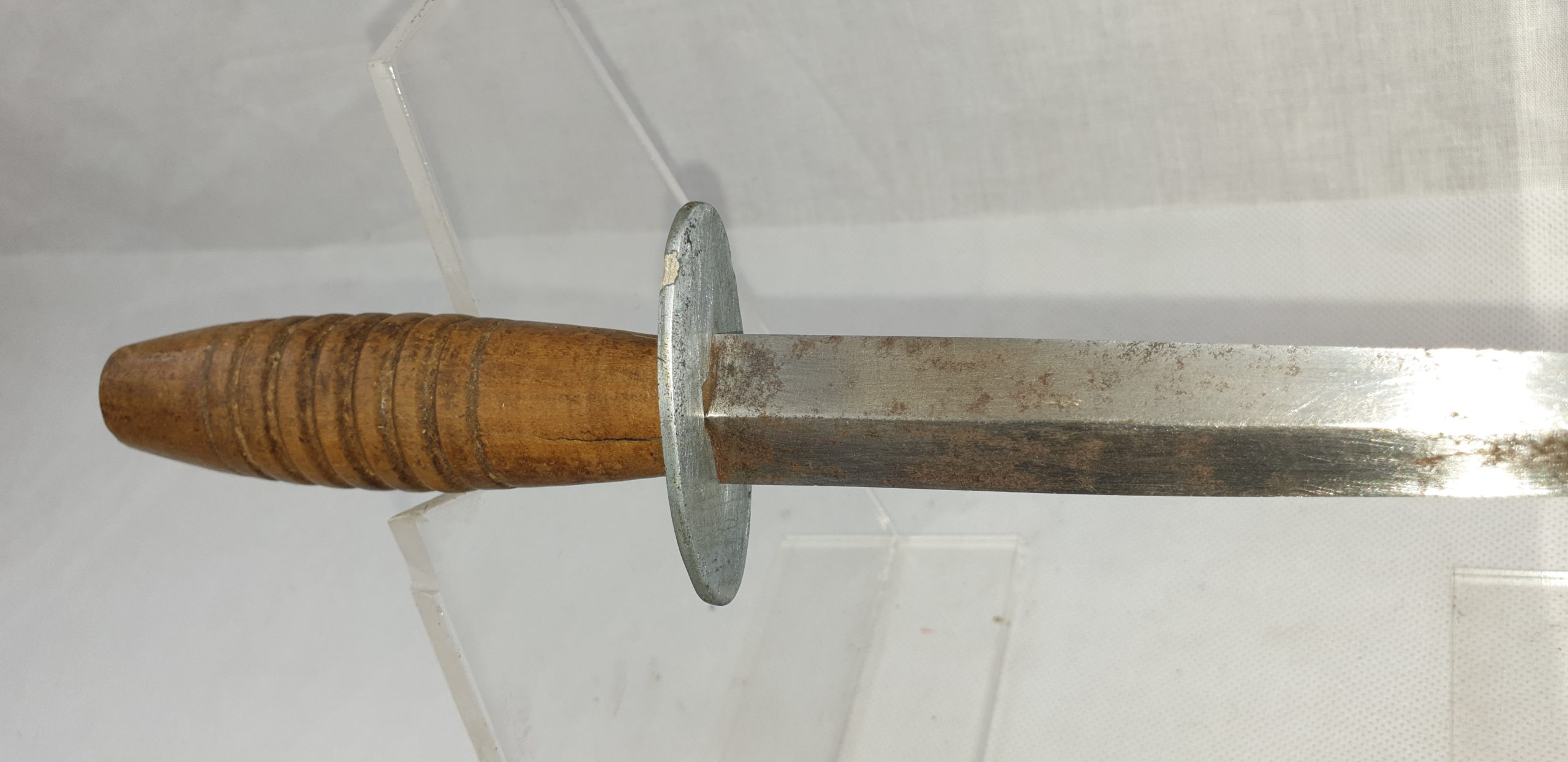 Very Rare WW2 Aircrew Wooden Handle Commando Dagger - Image 8