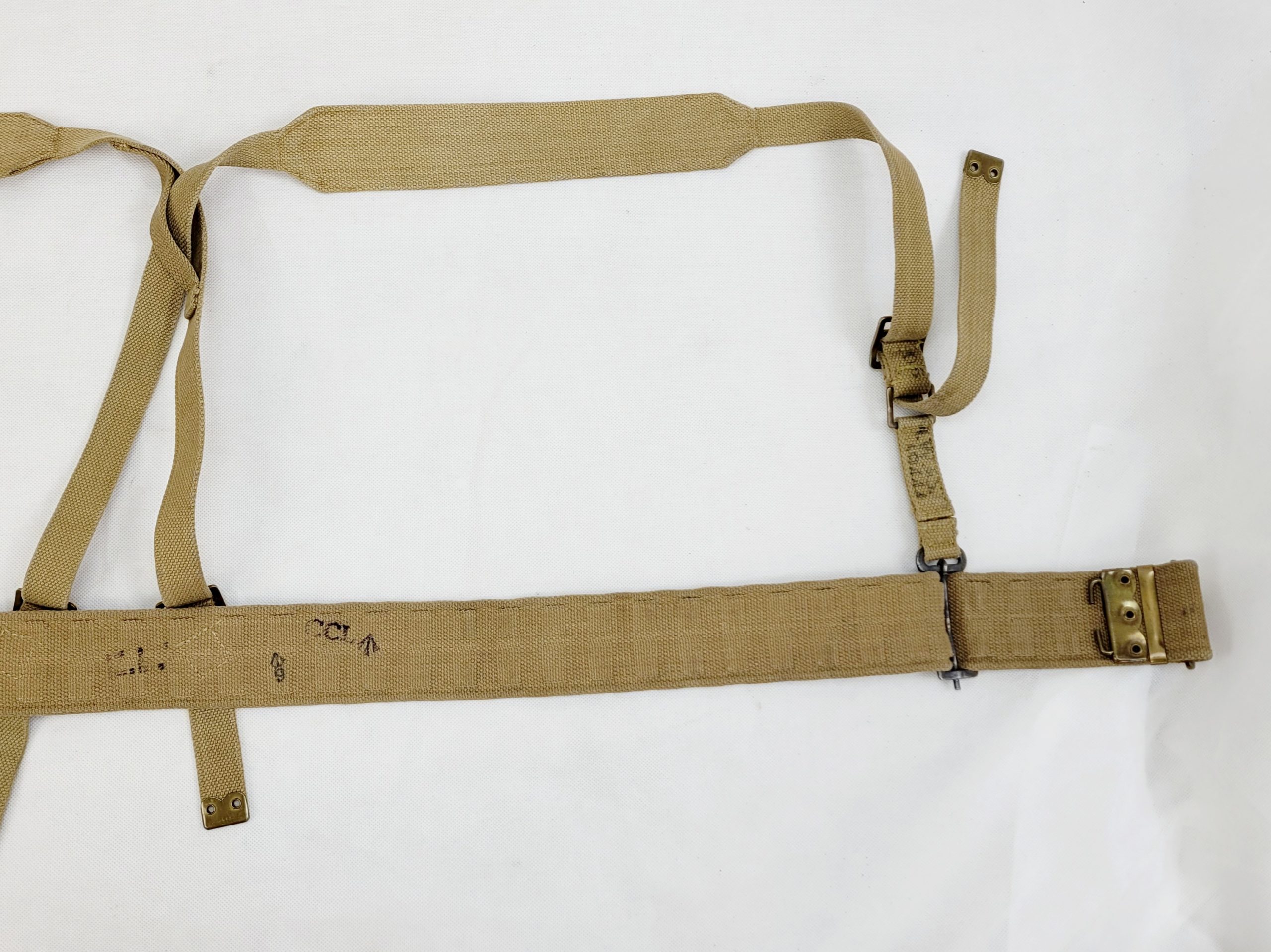WW2 1941 Dated Enfield No2 Mk1* .38 Tankers Revolver with Original Webbing - Image 37