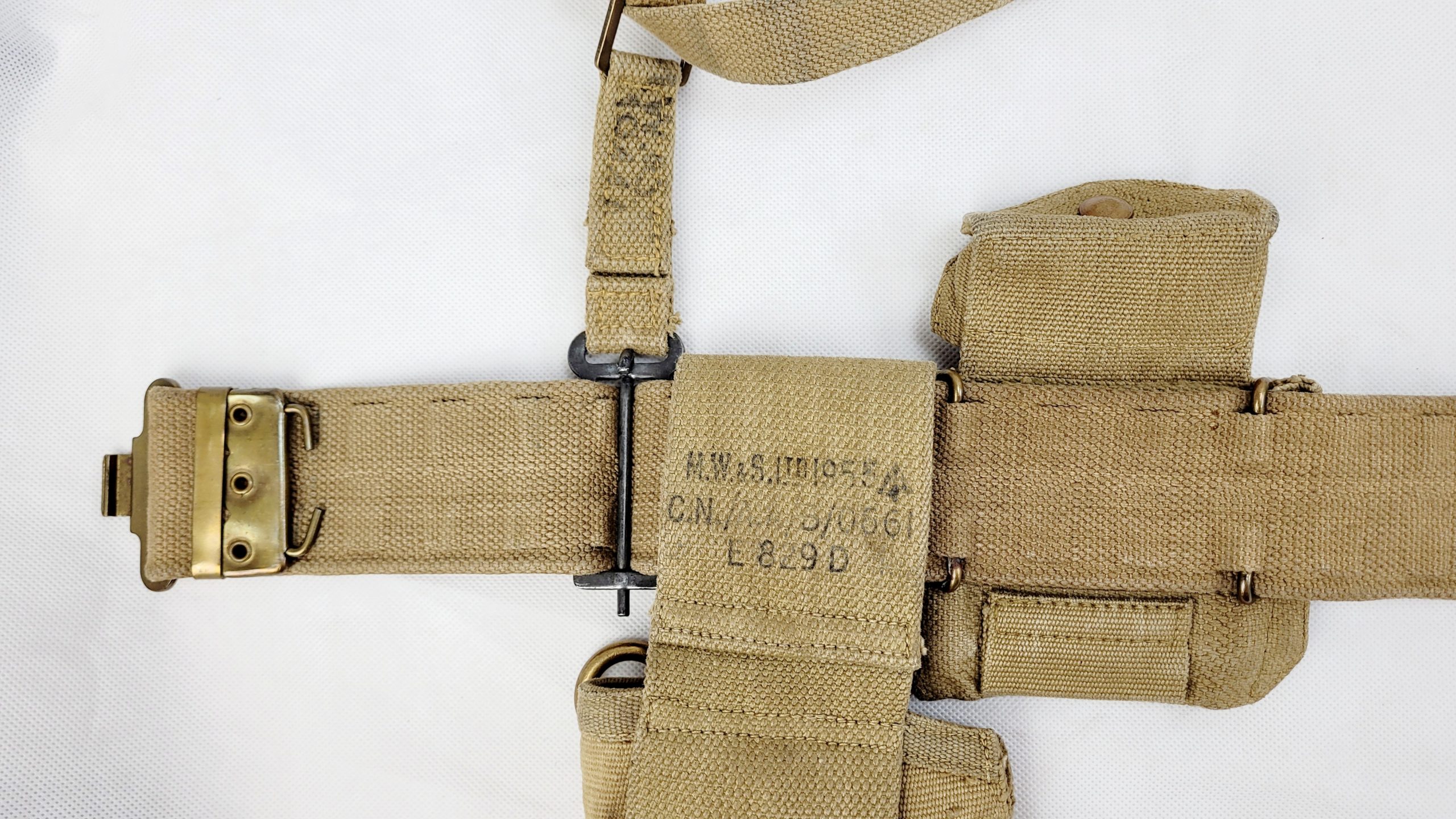WW2 1941 Dated Enfield No2 Mk1* .38 Tankers Revolver with Original Webbing - Image 38