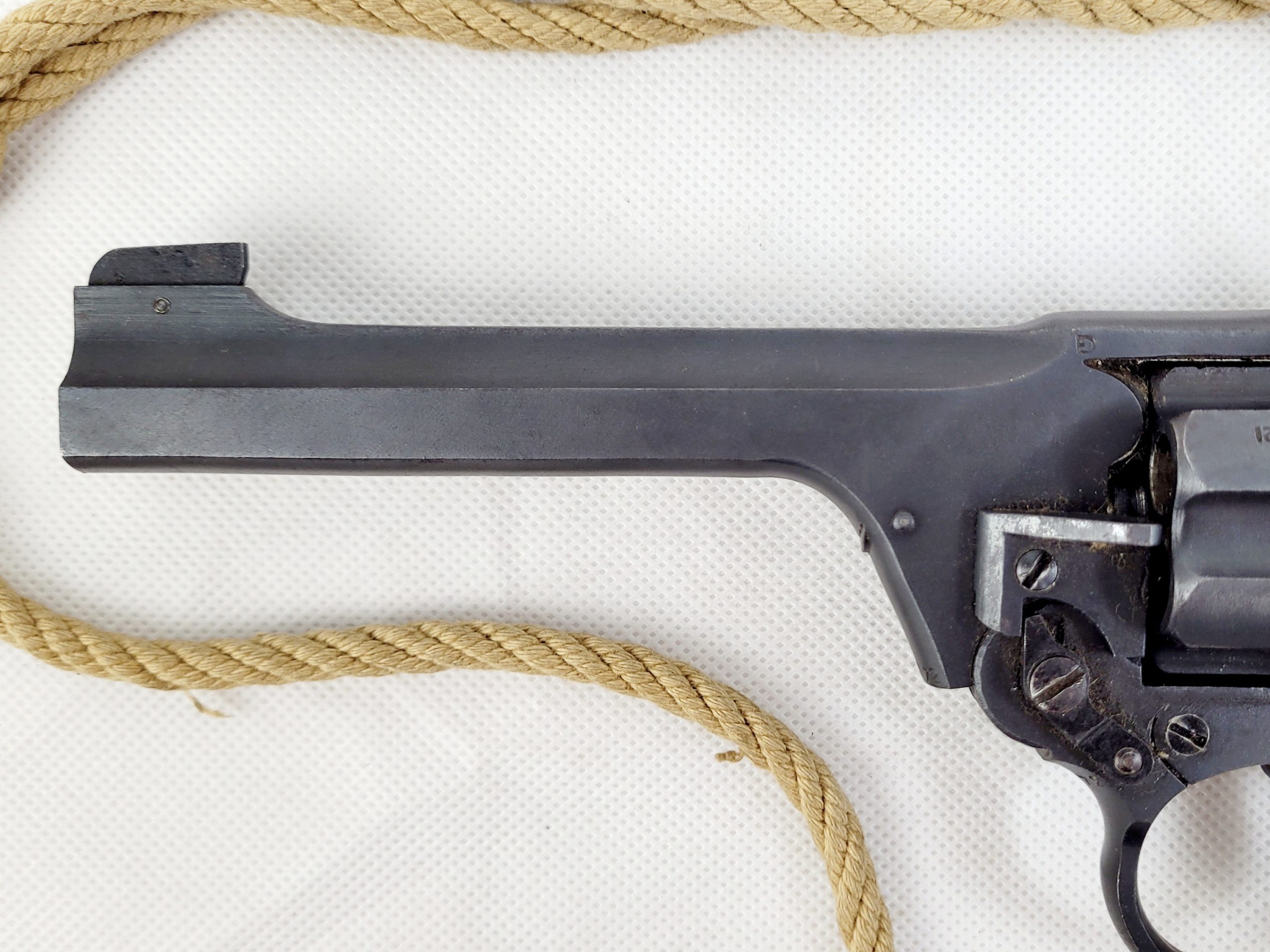 WW2 1941 Dated Enfield No2 Mk1* .38 Tankers Revolver with Original Webbing - Image 9