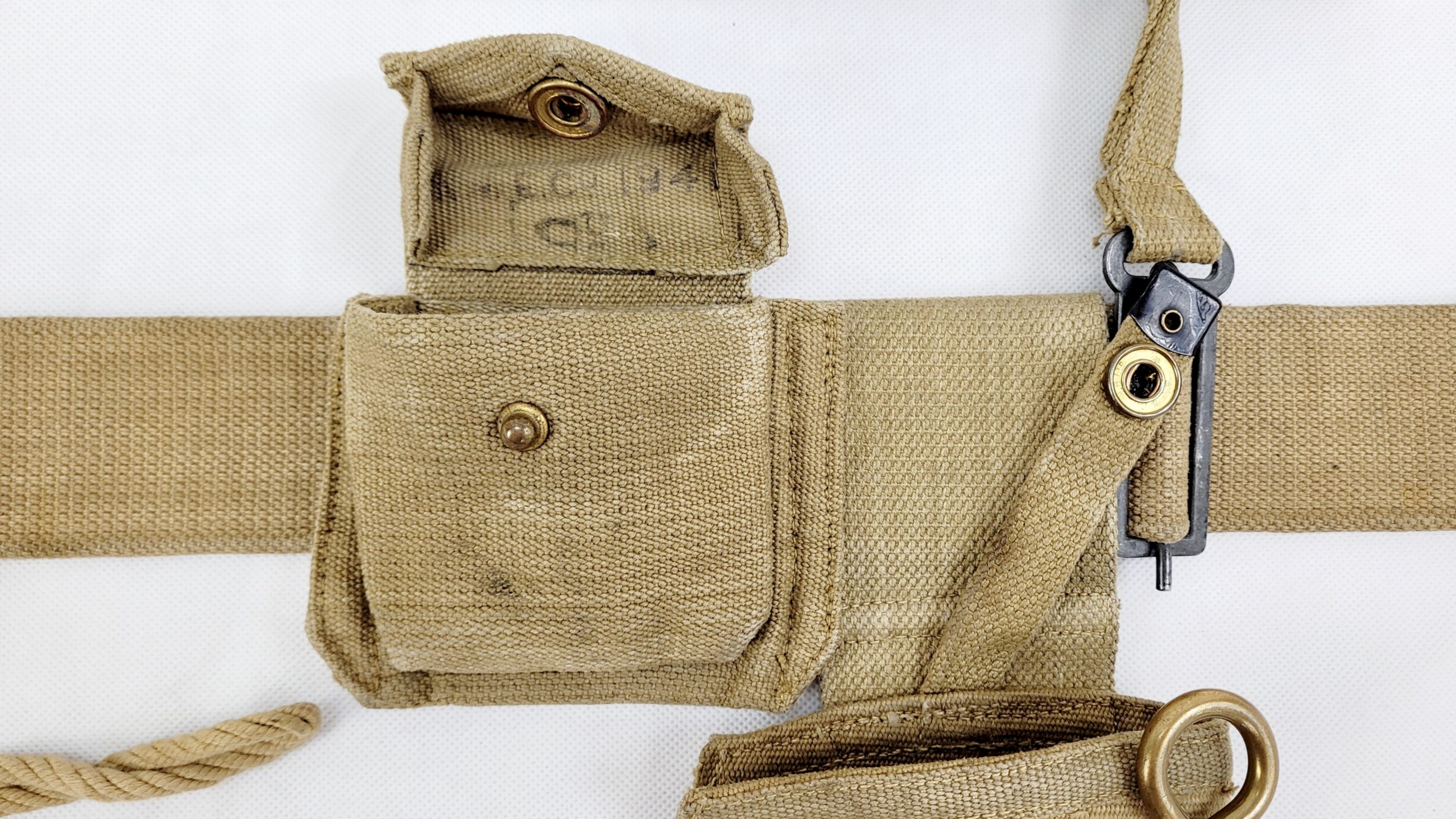 WW2 1941 Dated Enfield No2 Mk1* .38 Tankers Revolver with Original Webbing - Image 29