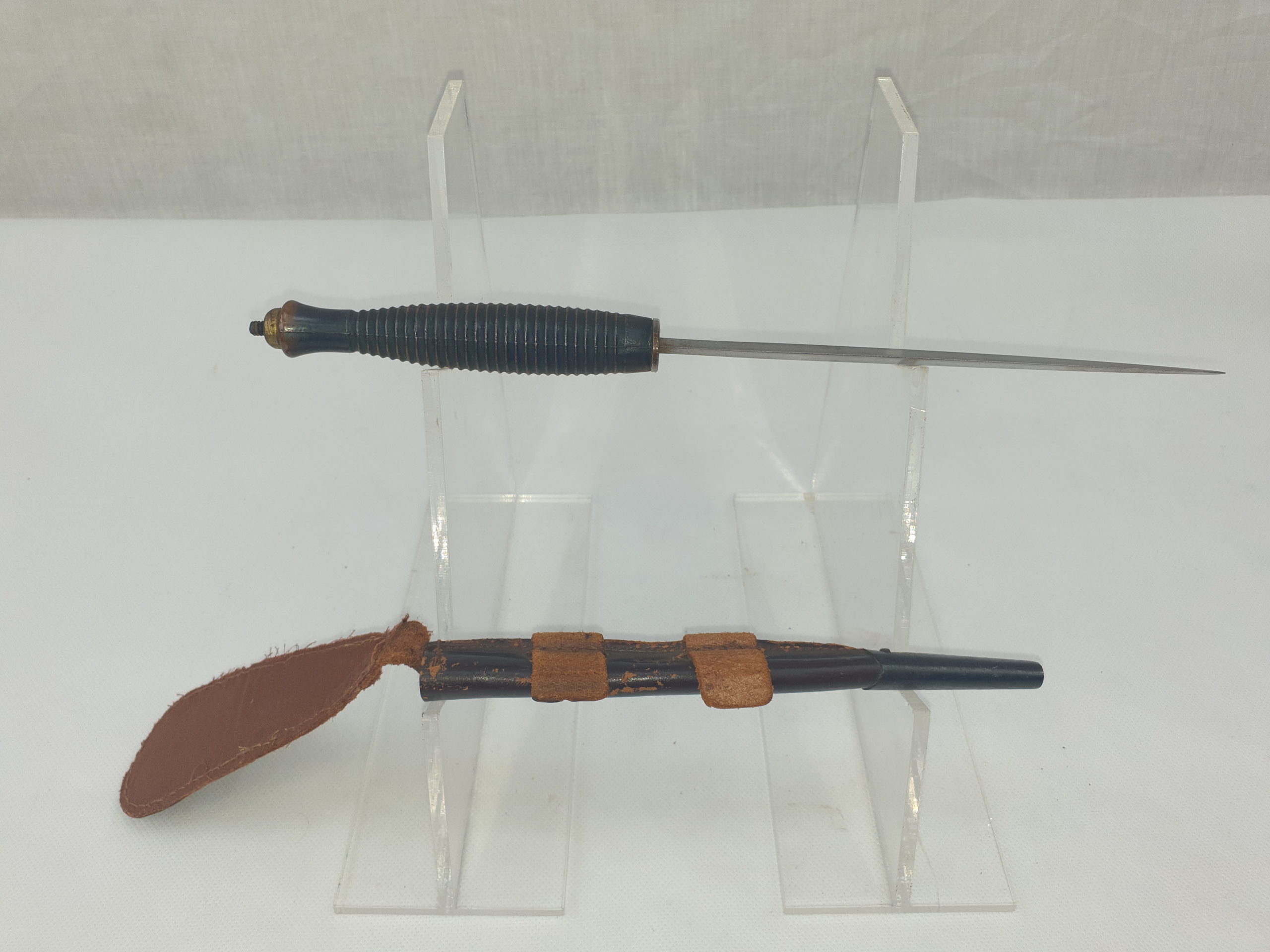 WW2 Era Third Pattern Fairbairn Sykes Commando Dagger #2 - Image 3