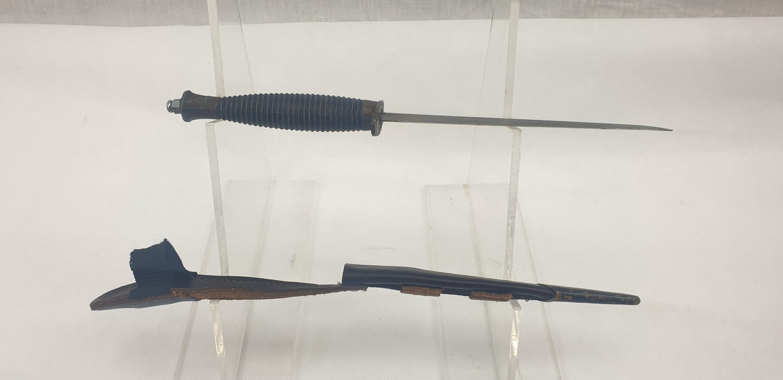 WW2 Era Third Pattern Fairbairn Sykes Commando Dagger - Image 4