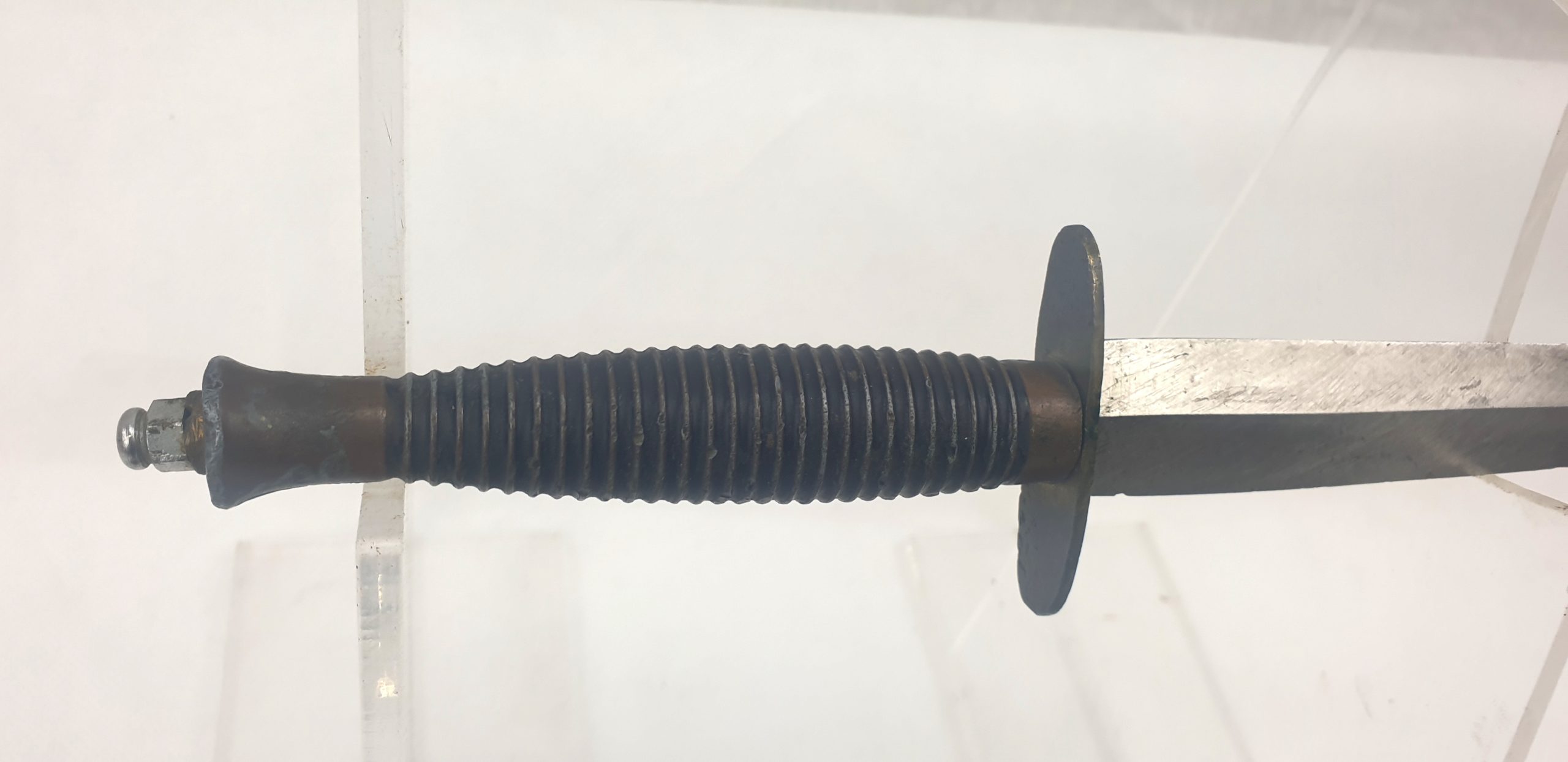 WW2 Era Third Pattern Fairbairn Sykes Commando Dagger - Image 2
