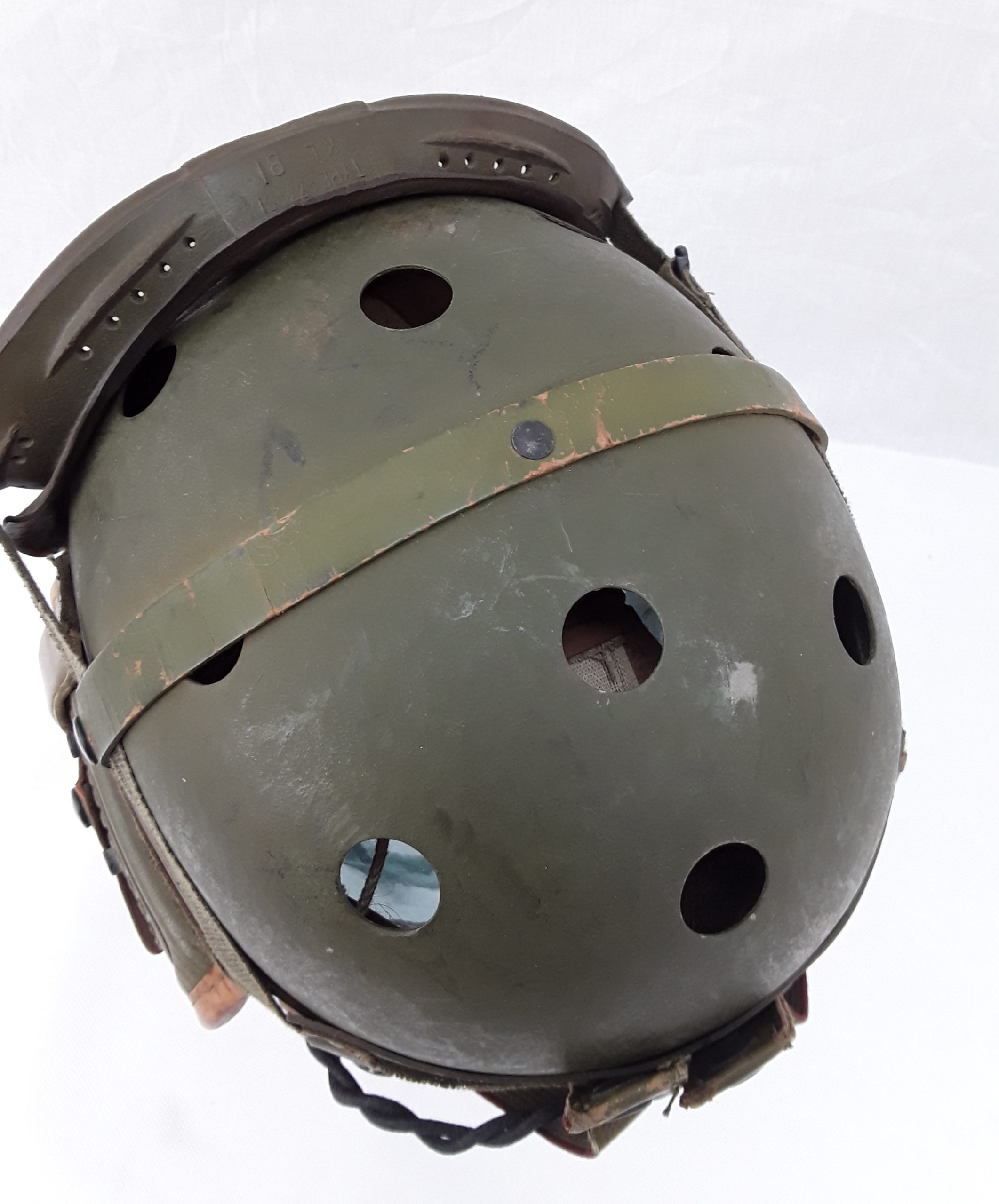 Rare And Unissued Complete Set Of Rawlings WW2 M1938 USA Tankers Helmet With Microphones - Image 14