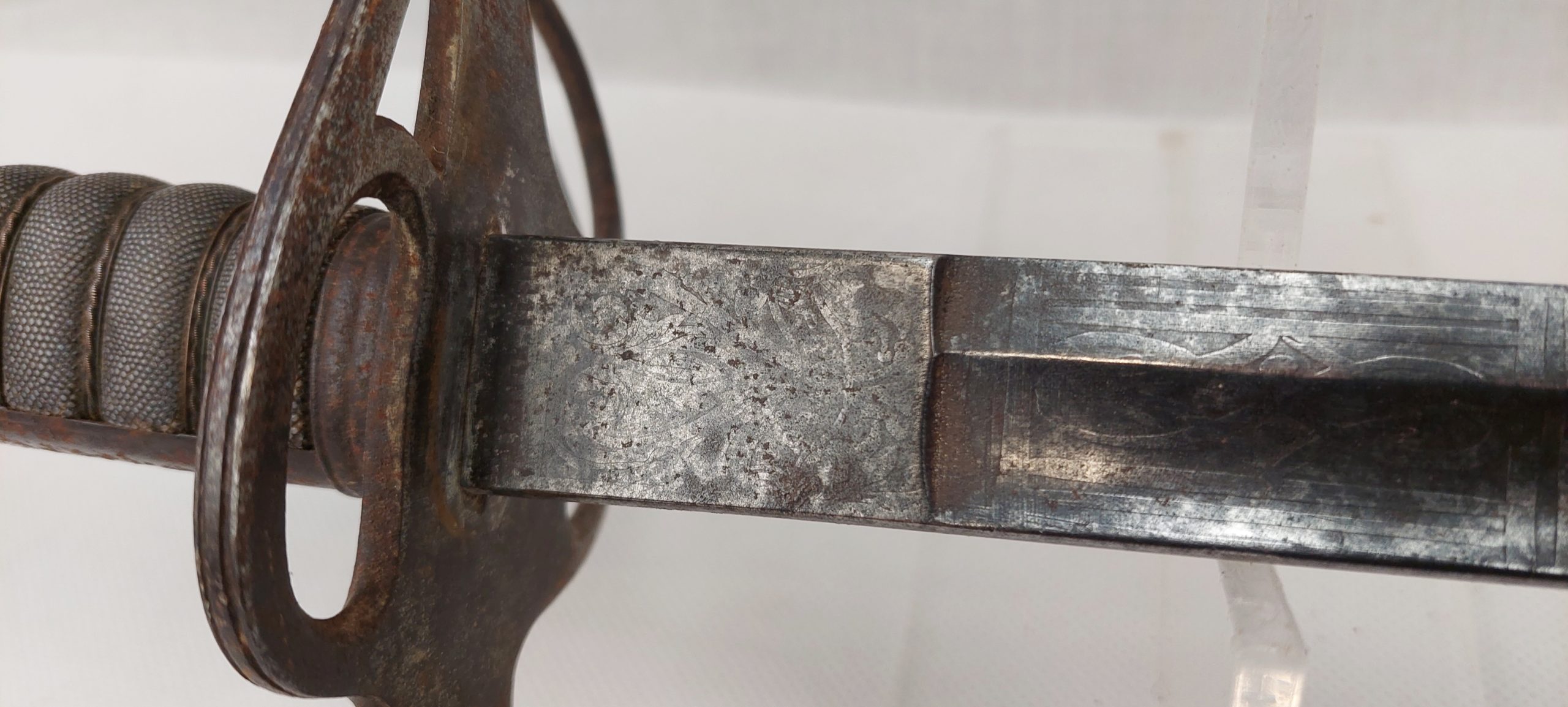 1821 Pattern Light Cavalry Officers Sword And Scabbard - Image 2