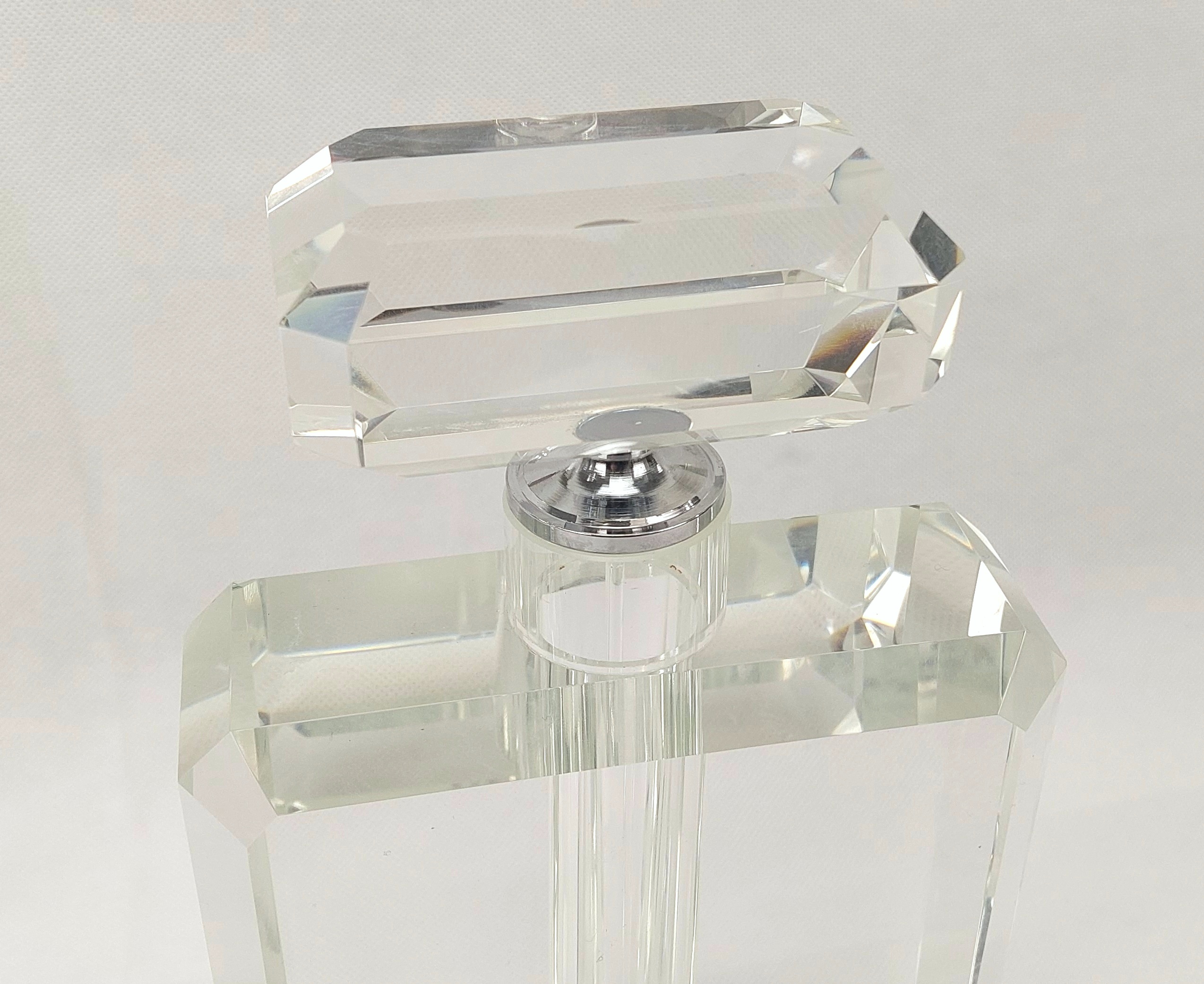 Art Deco Style Late 20th Century Crystal Shop Display Scent Bottle - Image 7