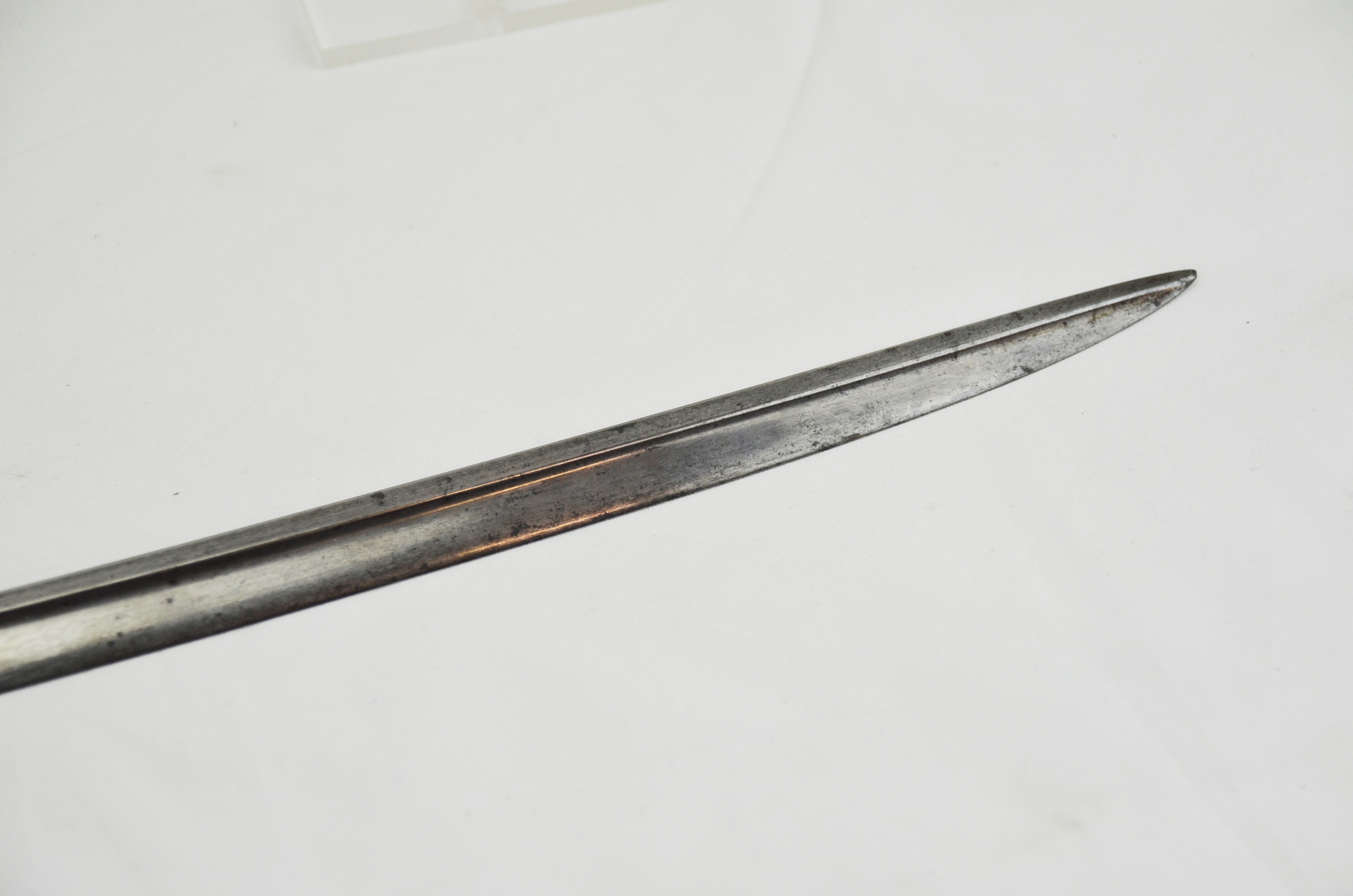 British East India Company Pipe Back 1822 Pattern Officers Sword - Image 3