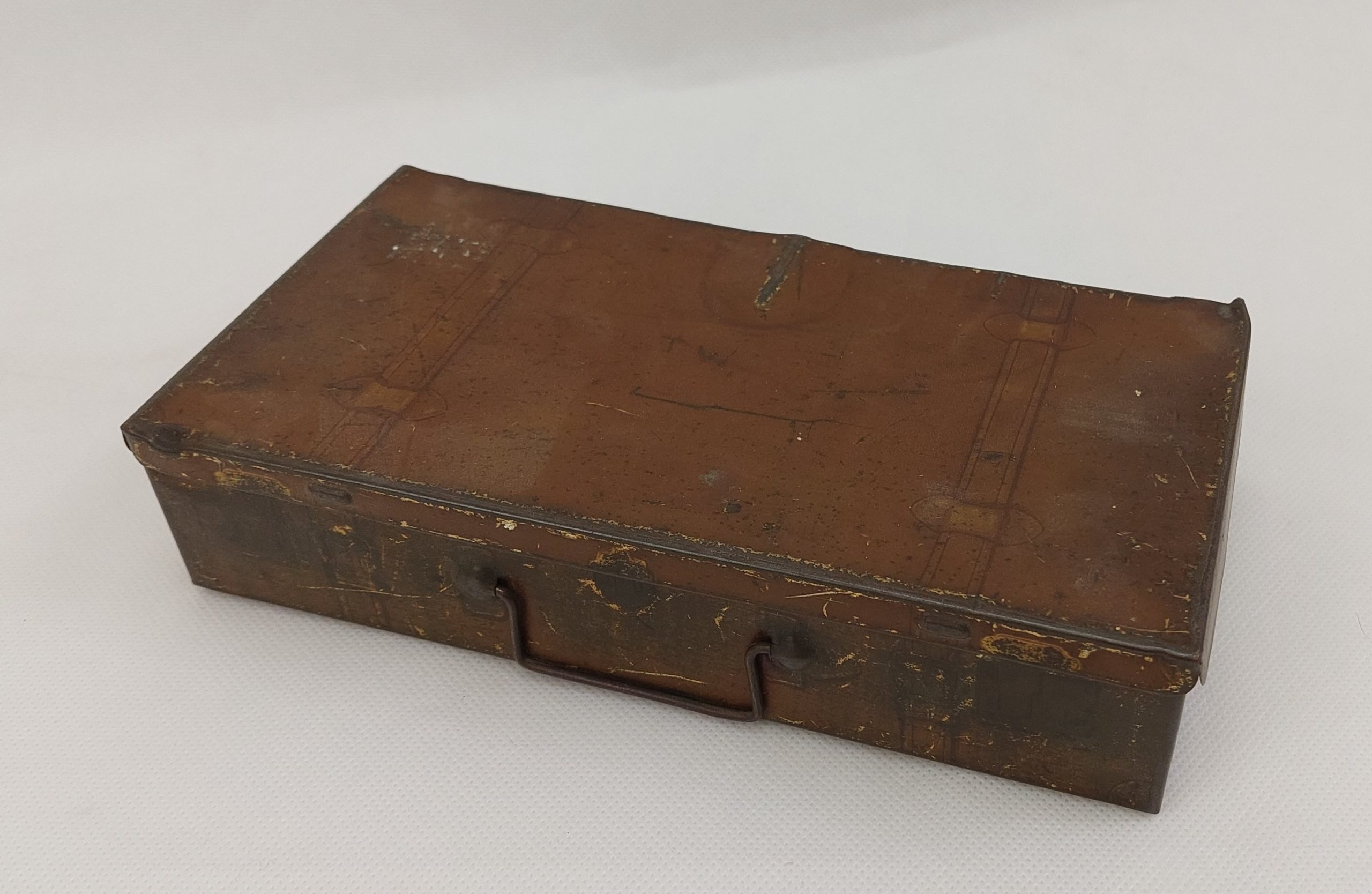Vintage Suitcase Biscuit Tin
