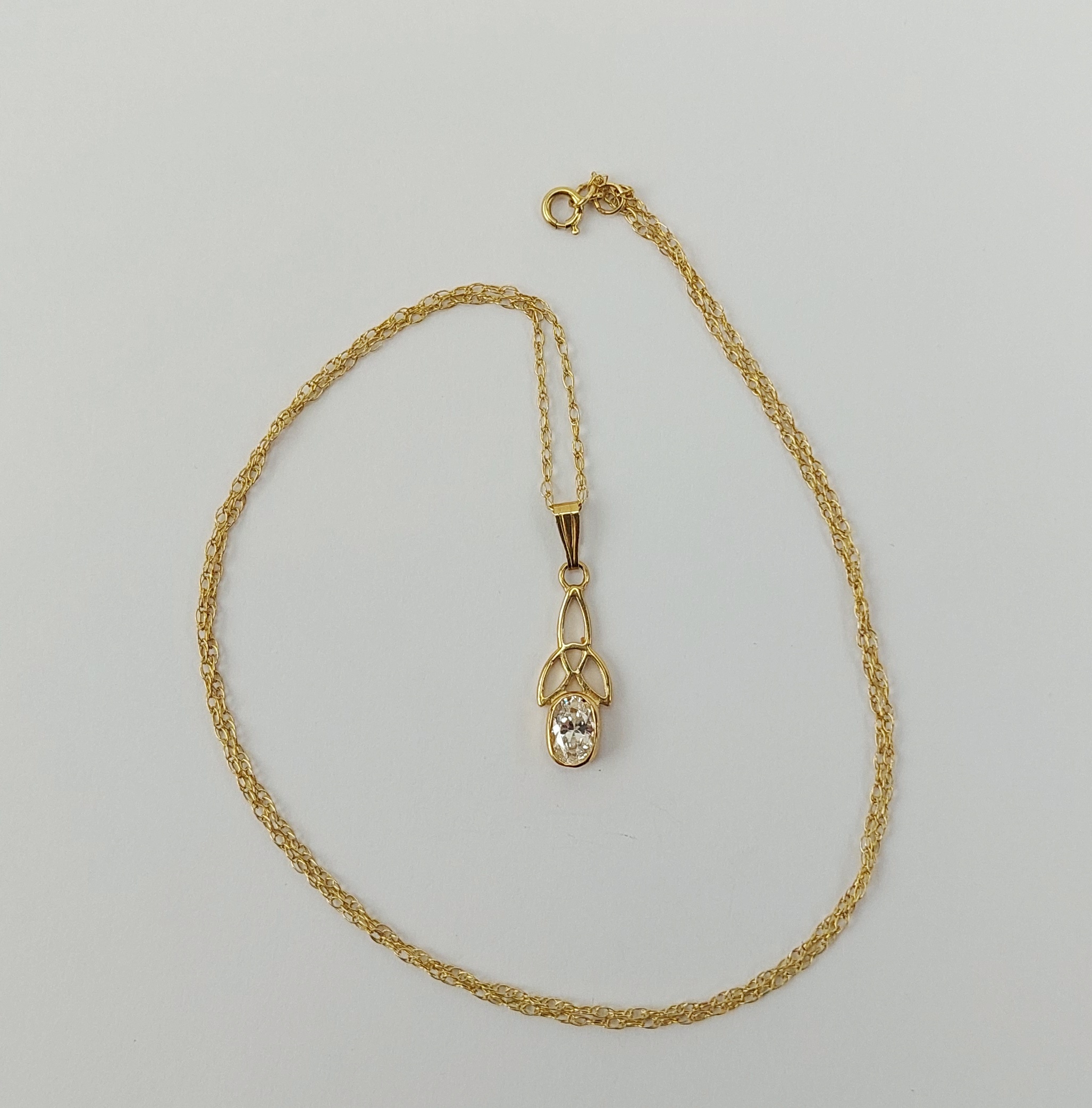 9ct Yellow Gold Cubic Zirconia Trinity Knot Earrings & Necklace Set - Image 4