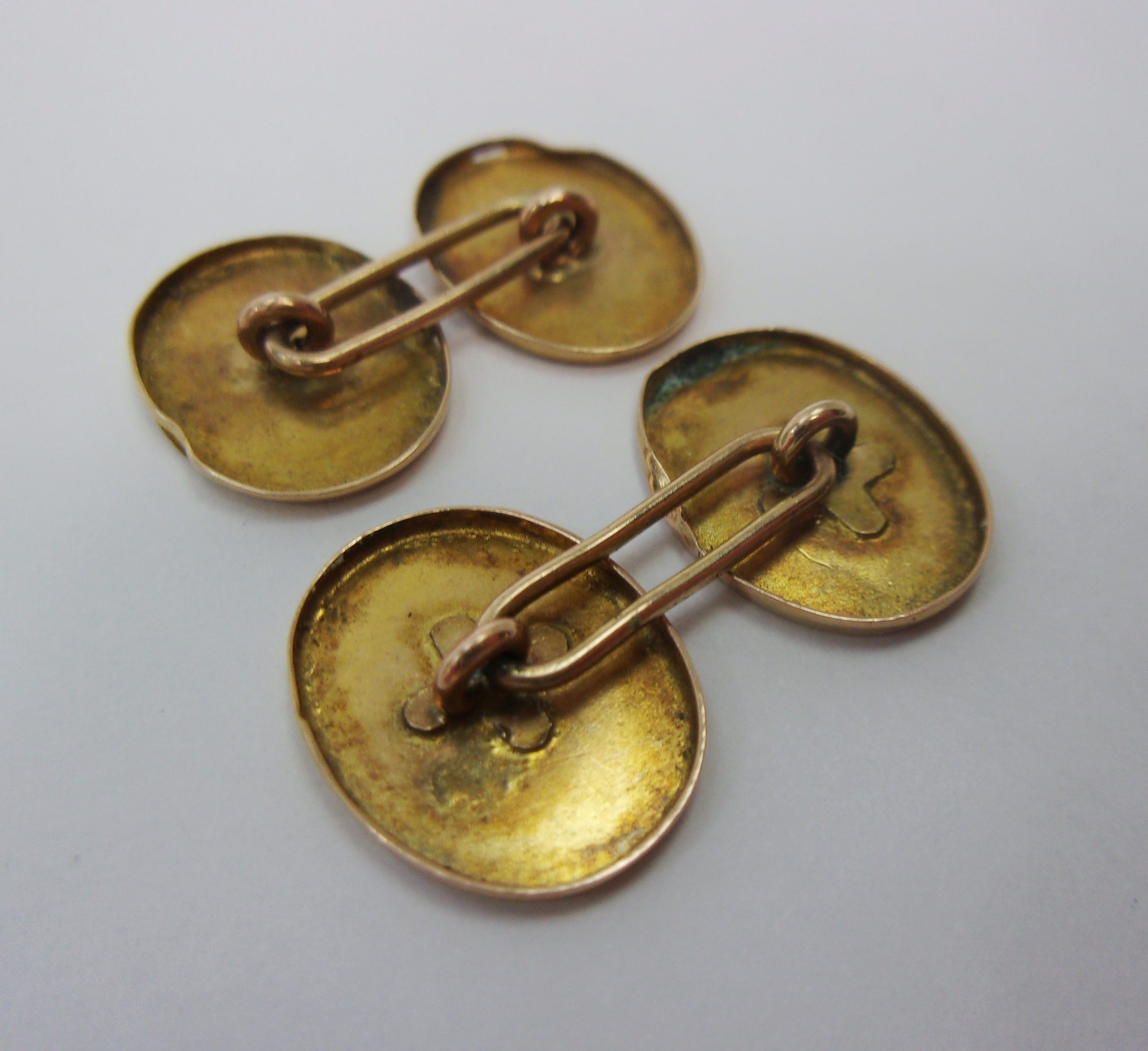 Pair of Vintage 9ct Gold Engraved Cufflinks - Image 4