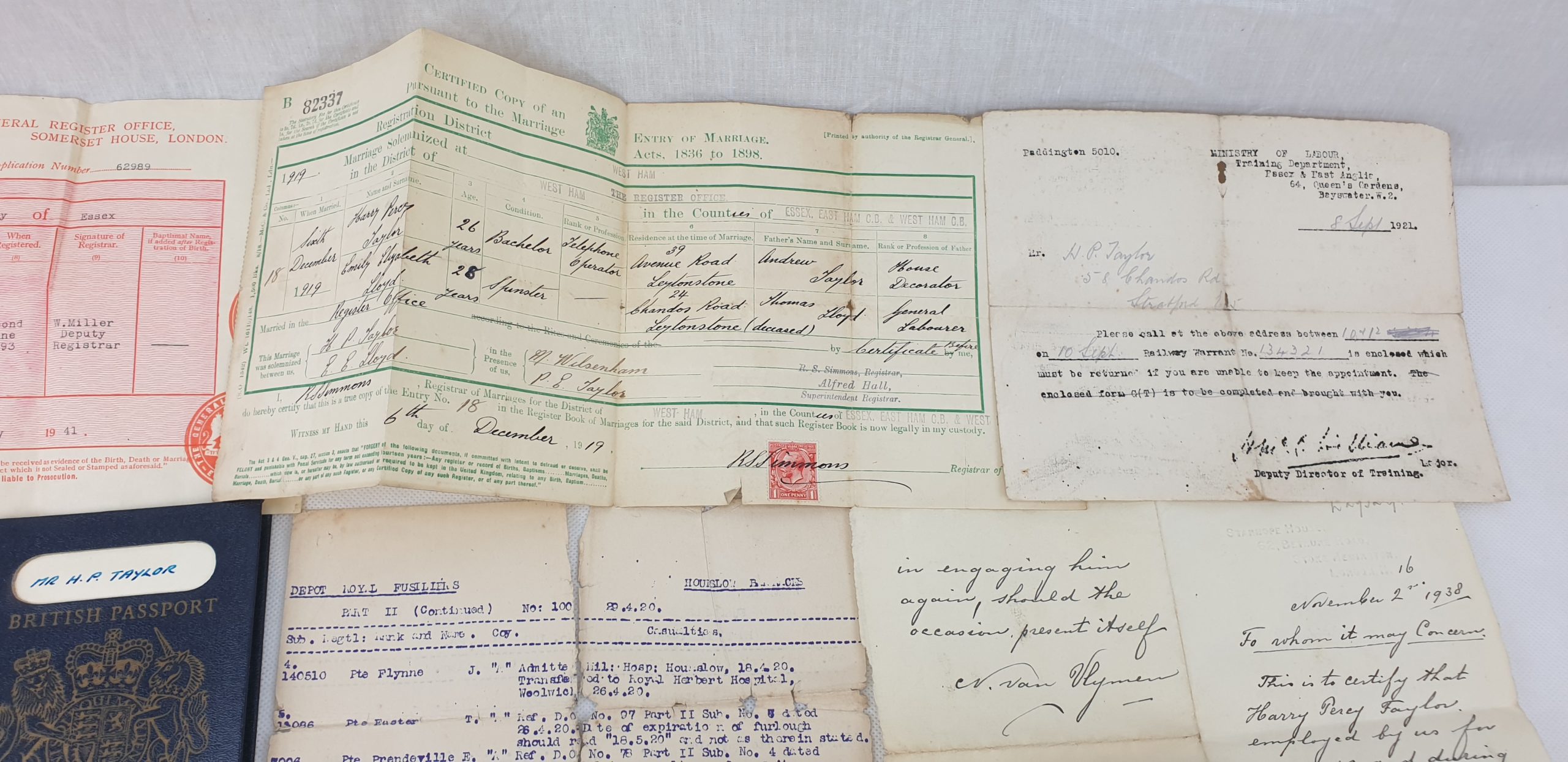 Private Henry P Taylor 10560 2nd Borders 1914 Star Mons Clasp Trio And Paper Work - Image 10