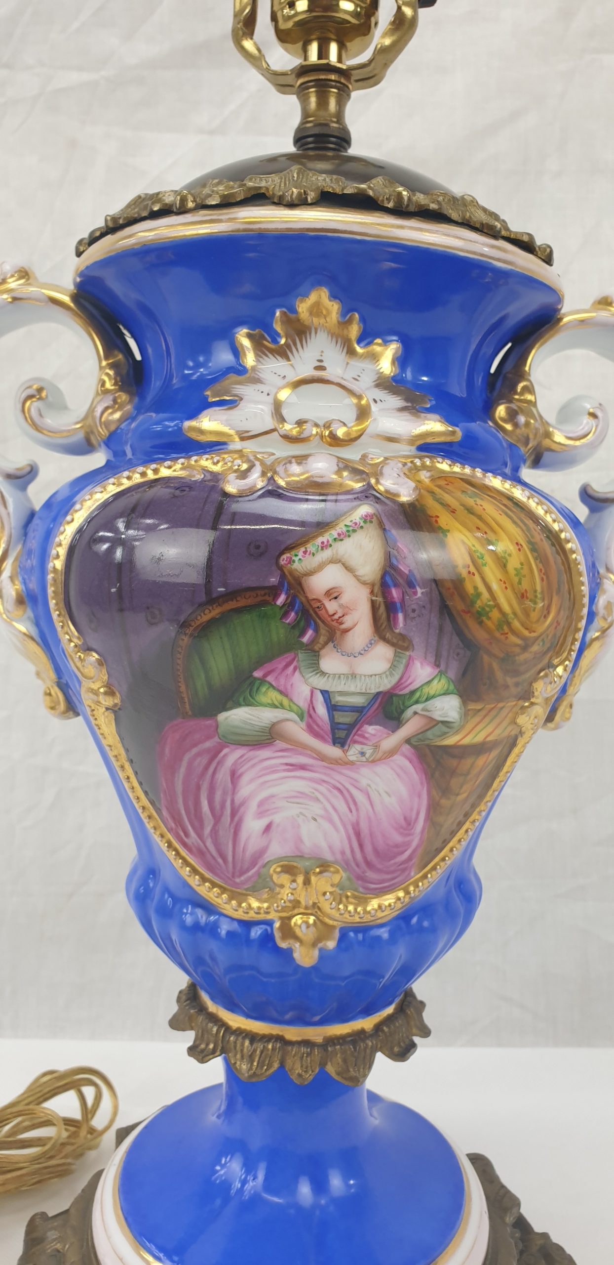 Sevres Style Urn Vase With Ornate Ormolu Mounts Porcelain Table Lamp - Image 5