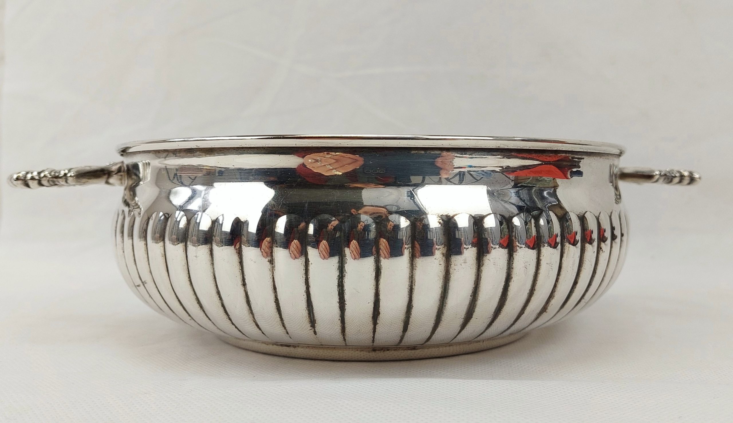 Silver Plated Reeded Twin Handled Bowl By Luke Of Atlanta