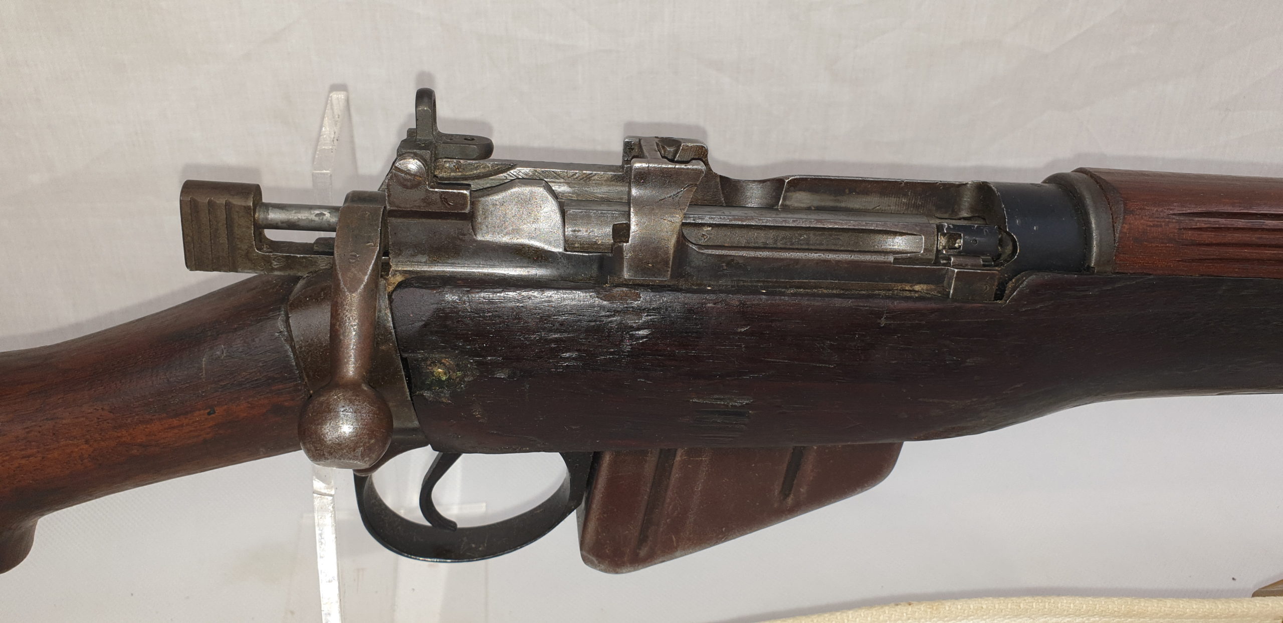 WW2 Dated 1945 Lee Enfield No4. Long Branch - Deactivated - Image 3