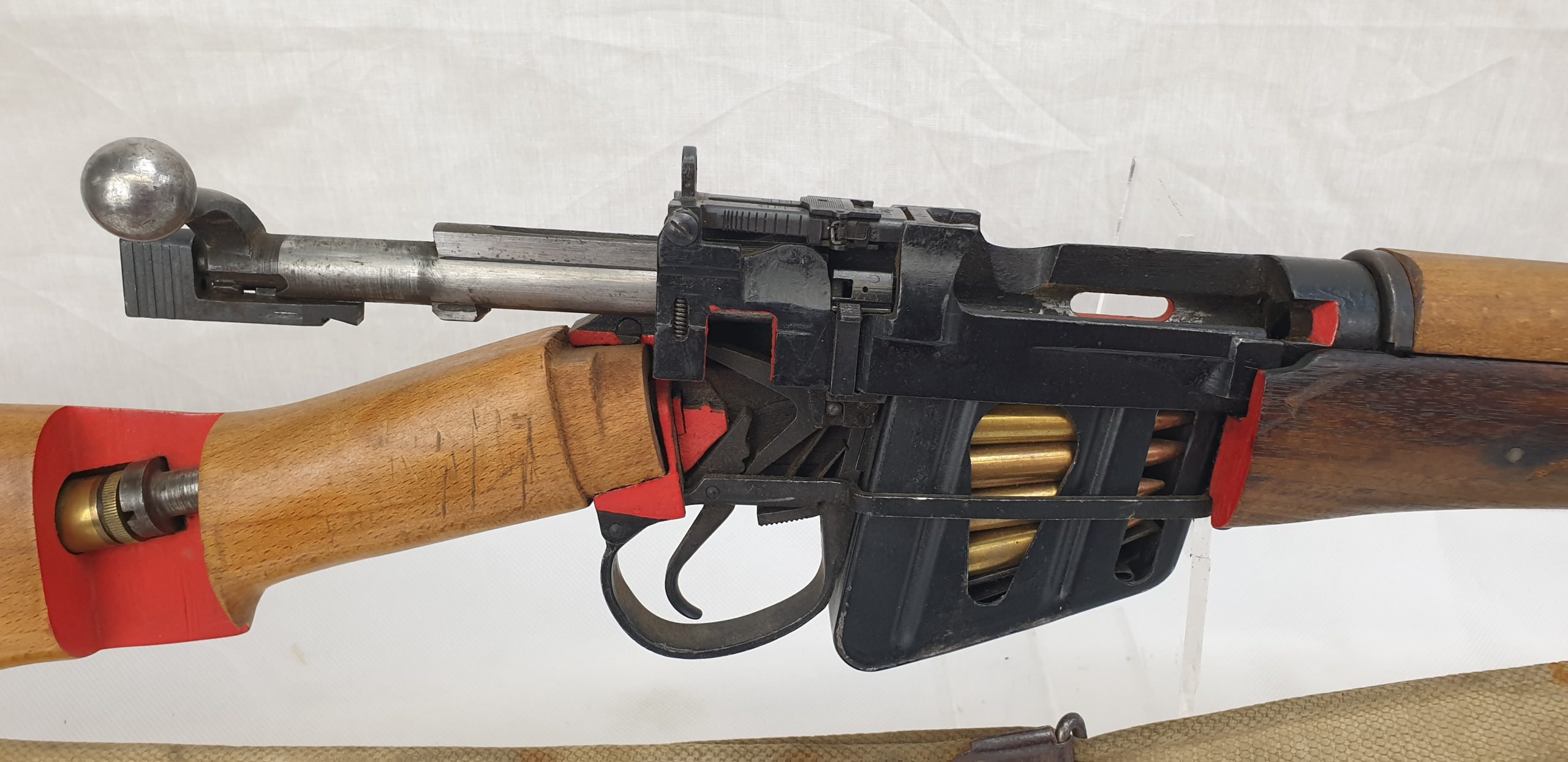 WW2 Era Cutaway Lee Enfield No. 4 Rifle - Deactivated - Image 16