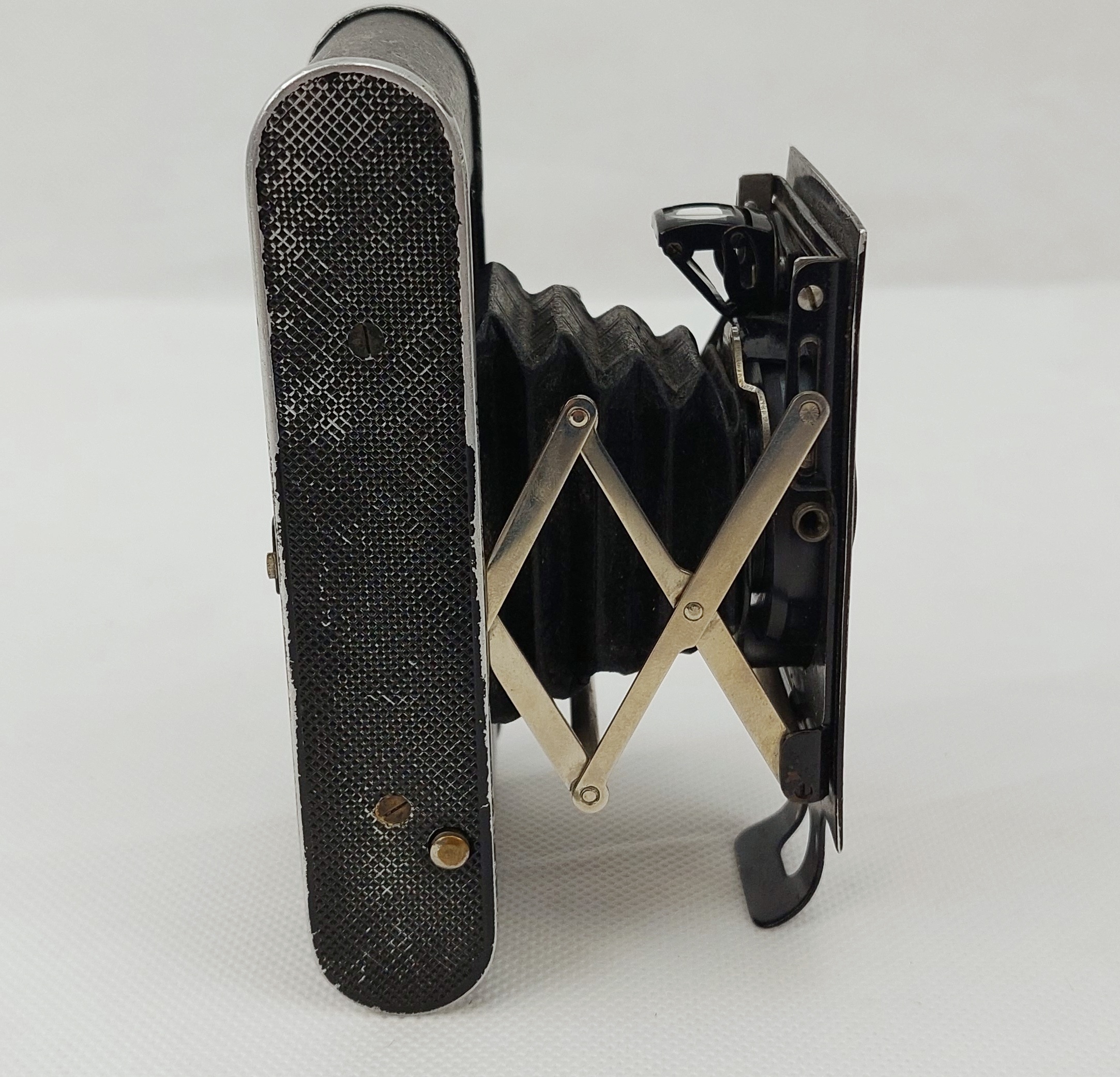 Circa 1919 Contessa Piccolette Folding Vest Pocket Camera* - Image 6