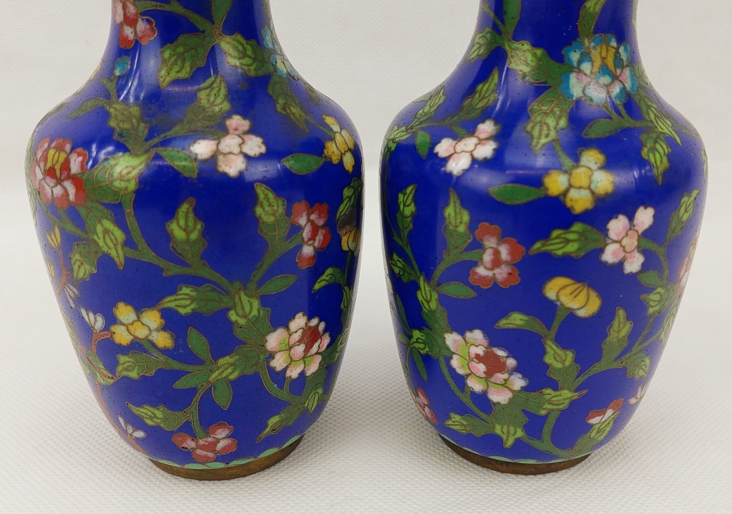 Pair Of Small Recent Chinese Cloissone Vases - Image 2