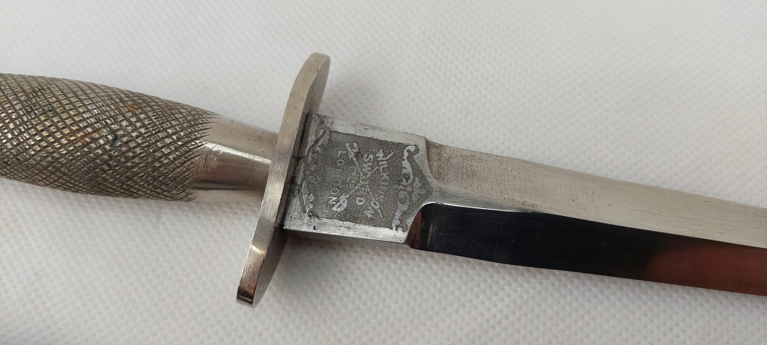 Superb Condition 1st First Pattern Wilkinson Fairbairn Sykes Commando Fighting Knife And Scabbard - Image 6