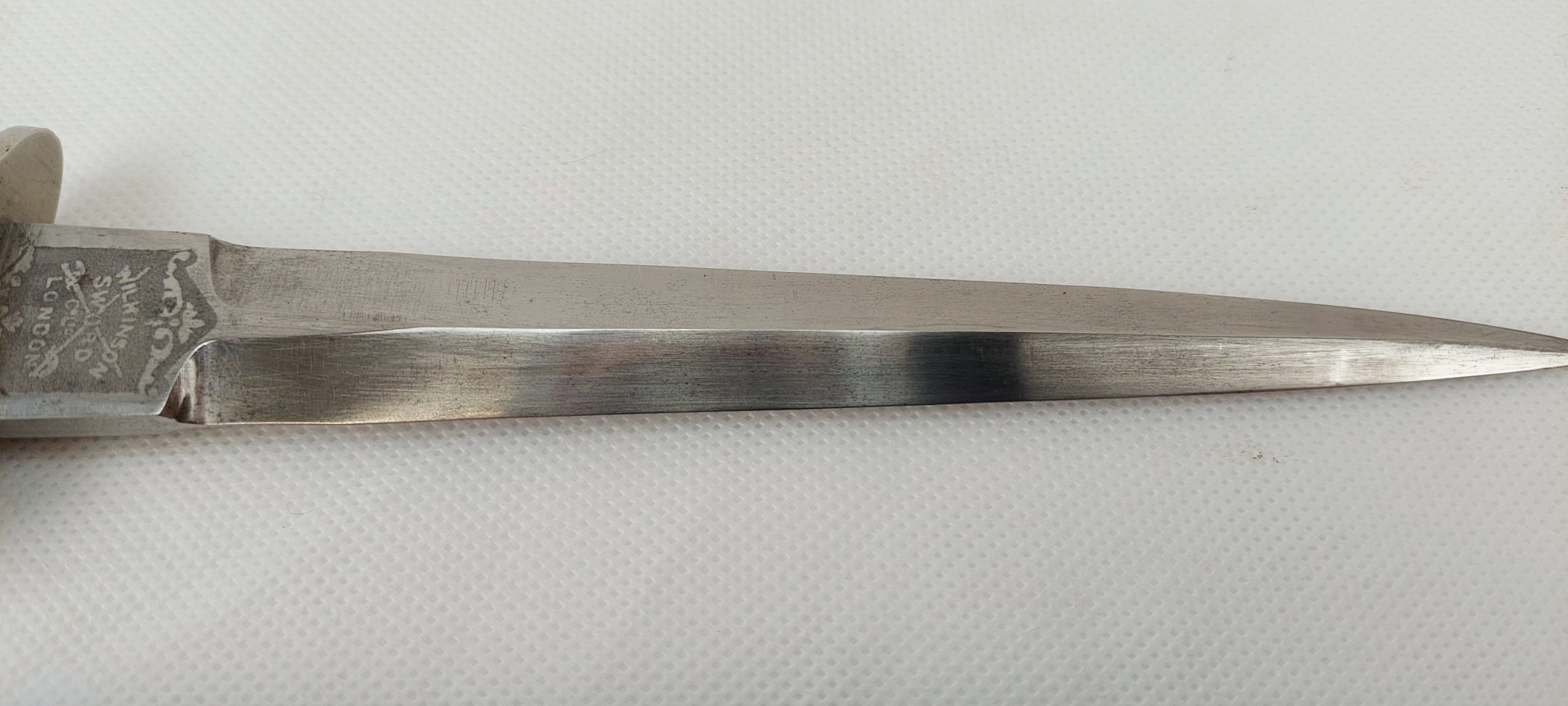 Superb Condition 1st First Pattern Wilkinson Fairbairn Sykes Commando Fighting Knife And Scabbard - Image 7