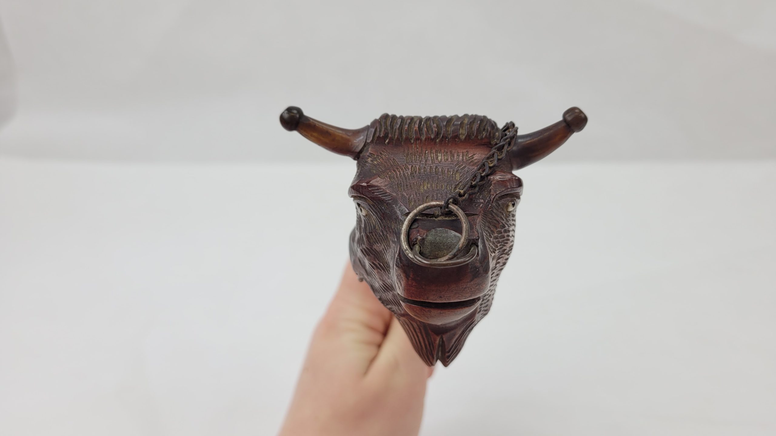 Vintage Carved Bulls Head Wood Pipe With Original Chain - Image 3