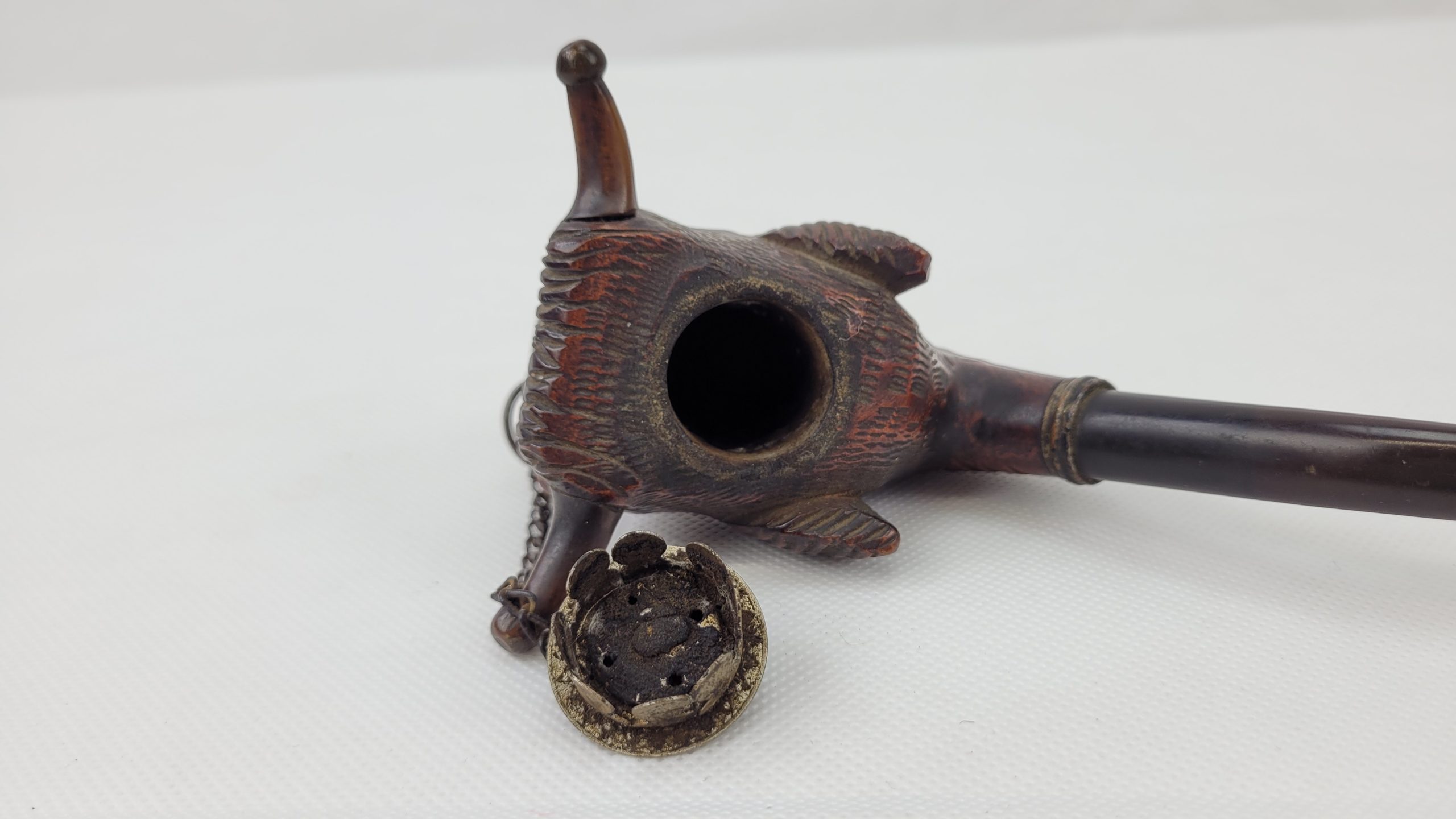 Vintage Carved Bulls Head Wood Pipe With Original Chain - Image 7